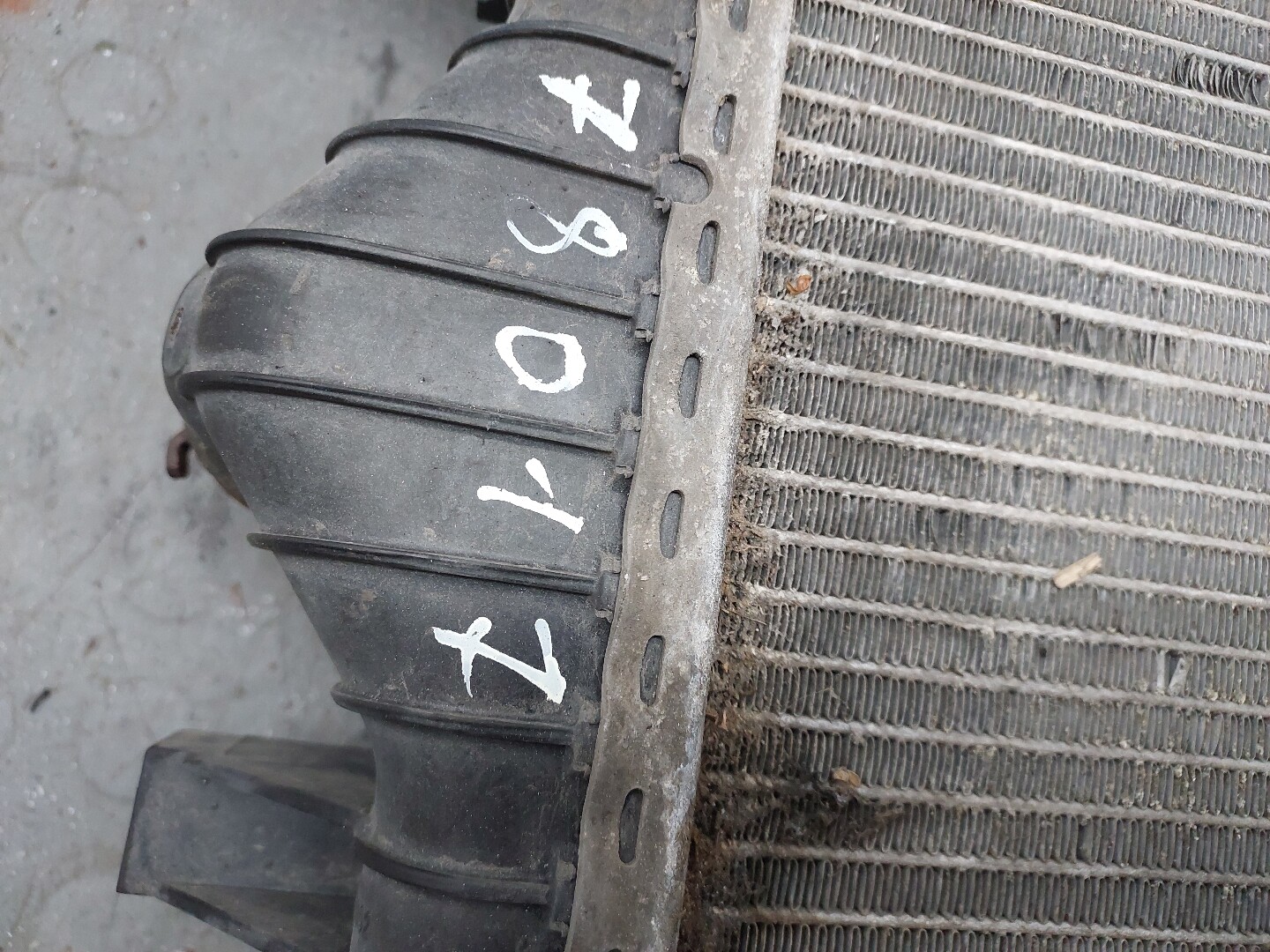 Радиатор охлаждения двигателя основной