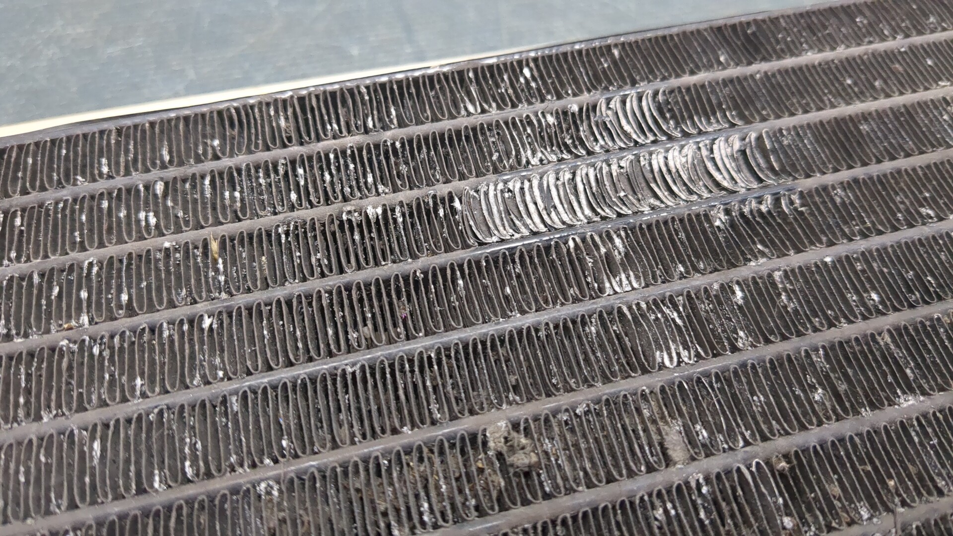 Радиатор кондиционера / конденсер