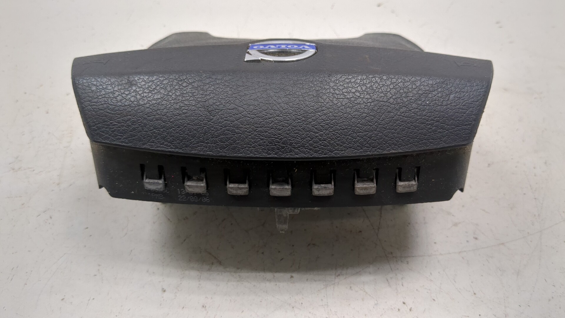 Подушка безопасности в рулевое колесо