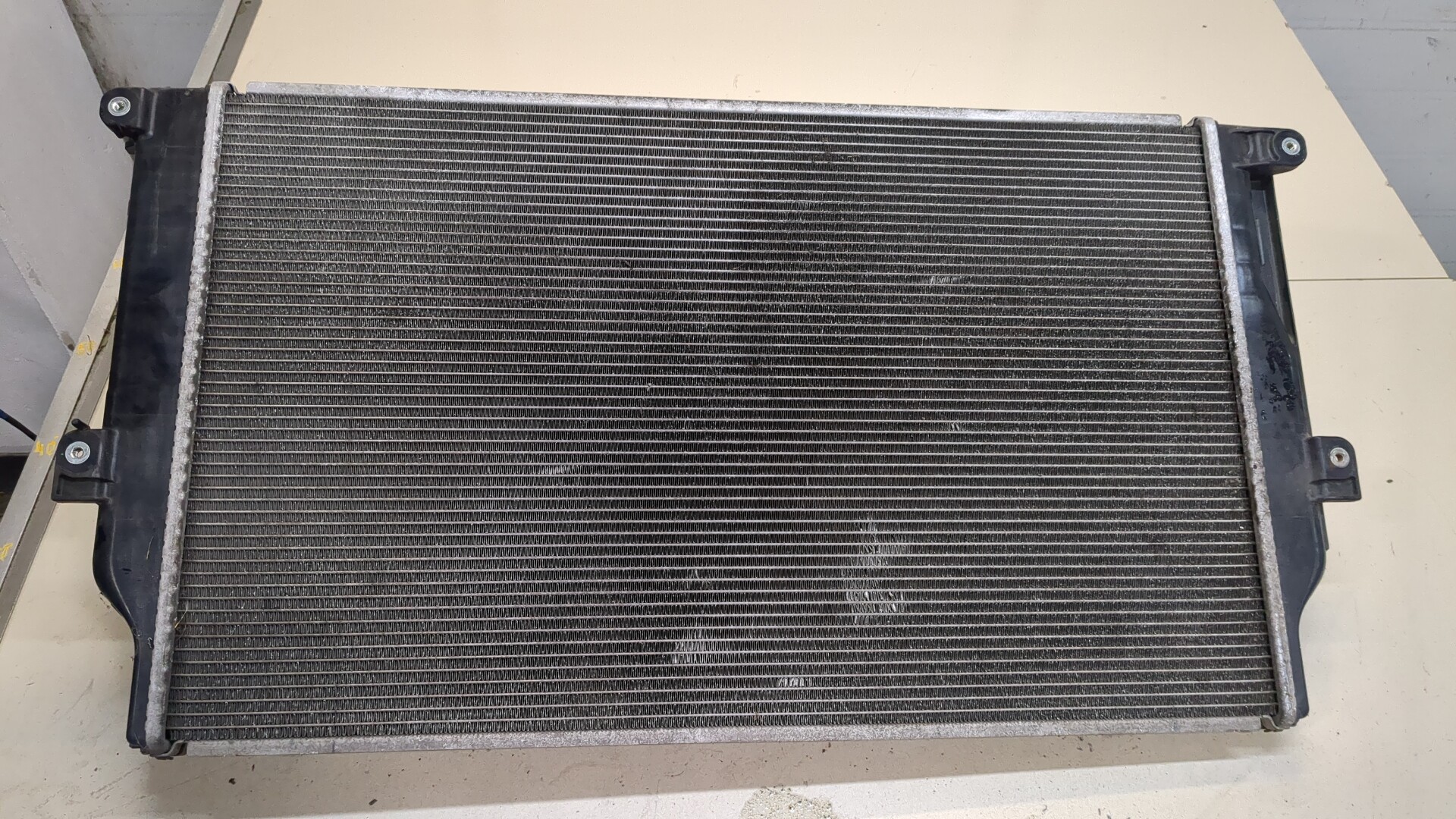 Радиатор охлаждения двигателя основной