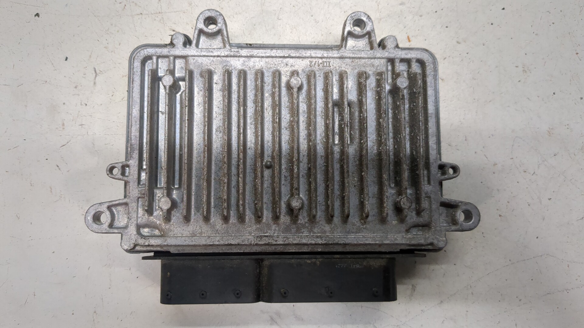 Блок управления двигателем