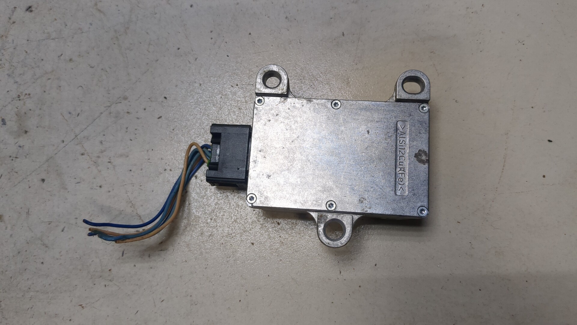 Датчик ускорения