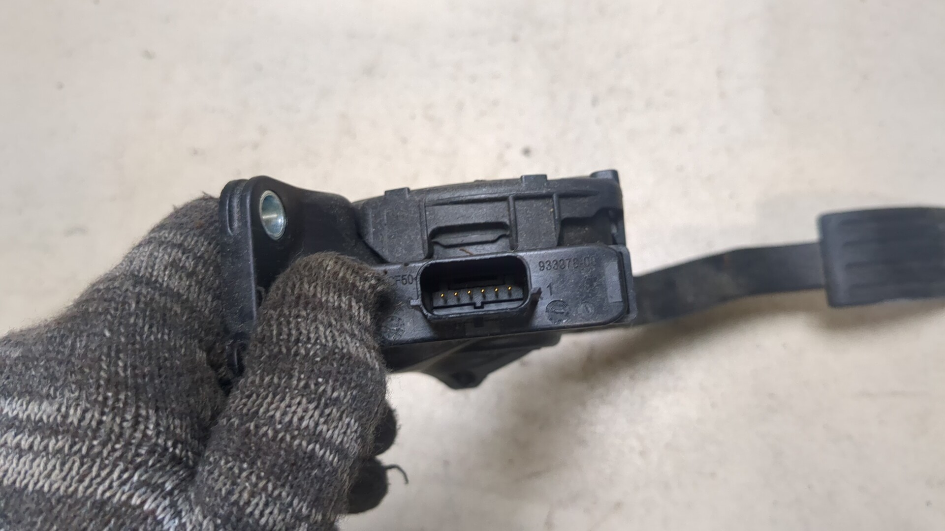 Педаль газа