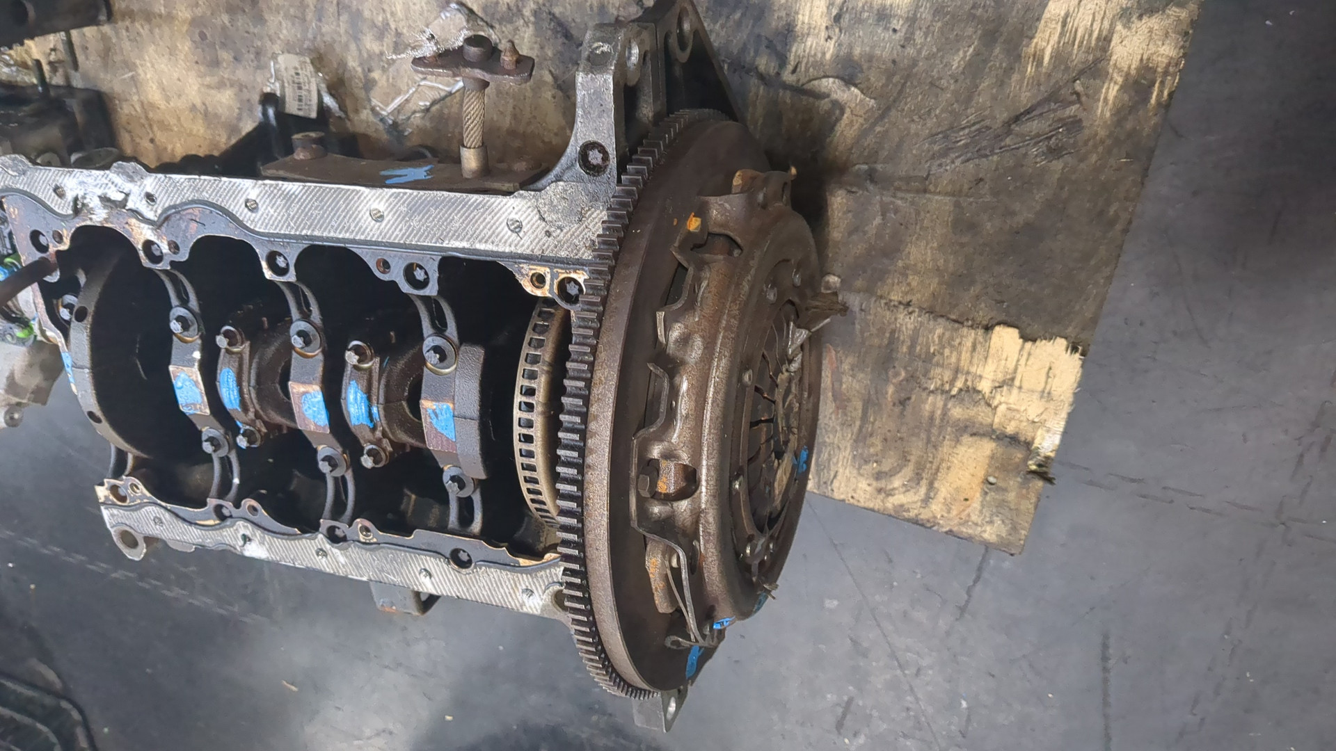 Блок двигателя