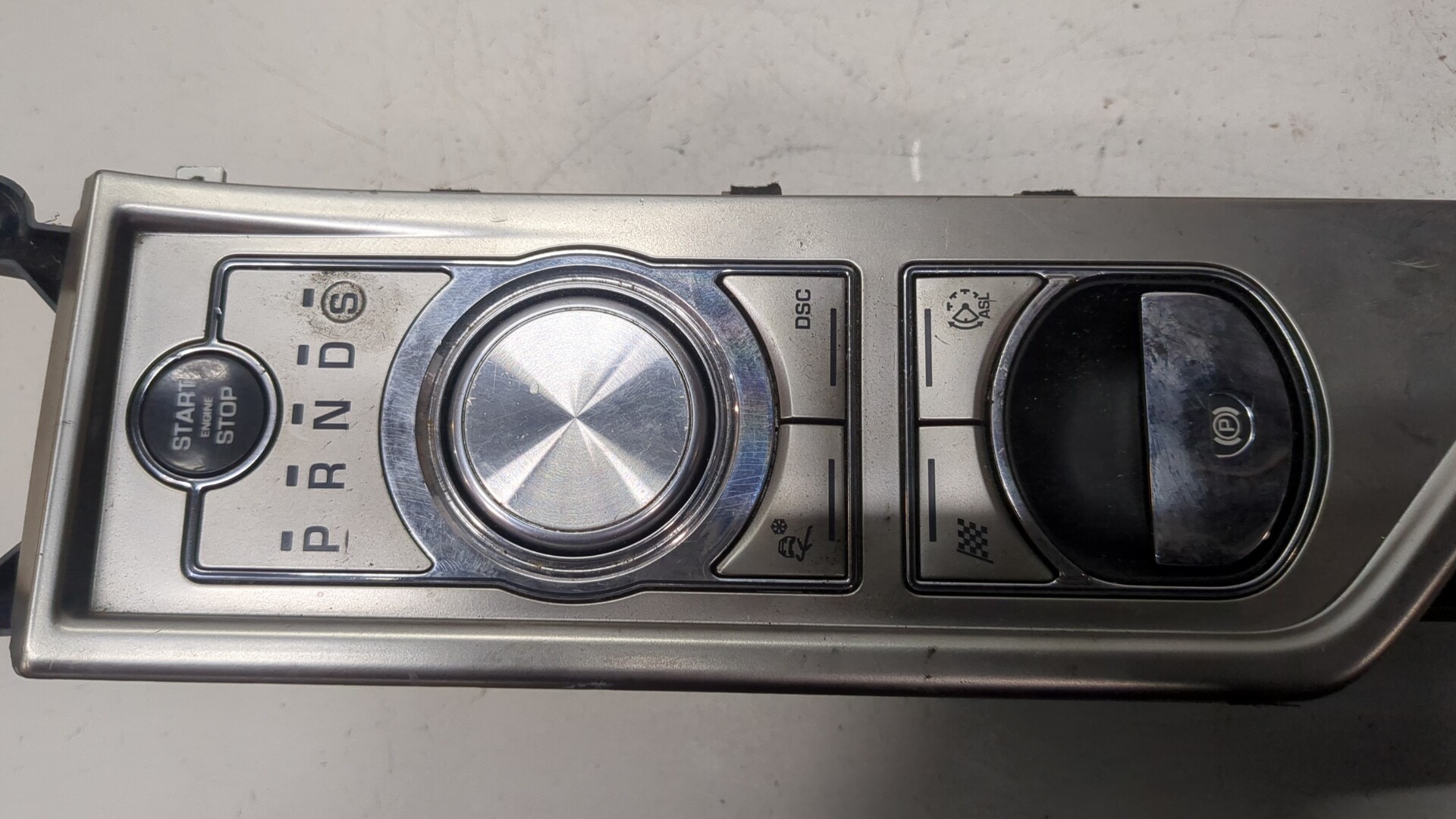 Кулиса МКПП / АКПП