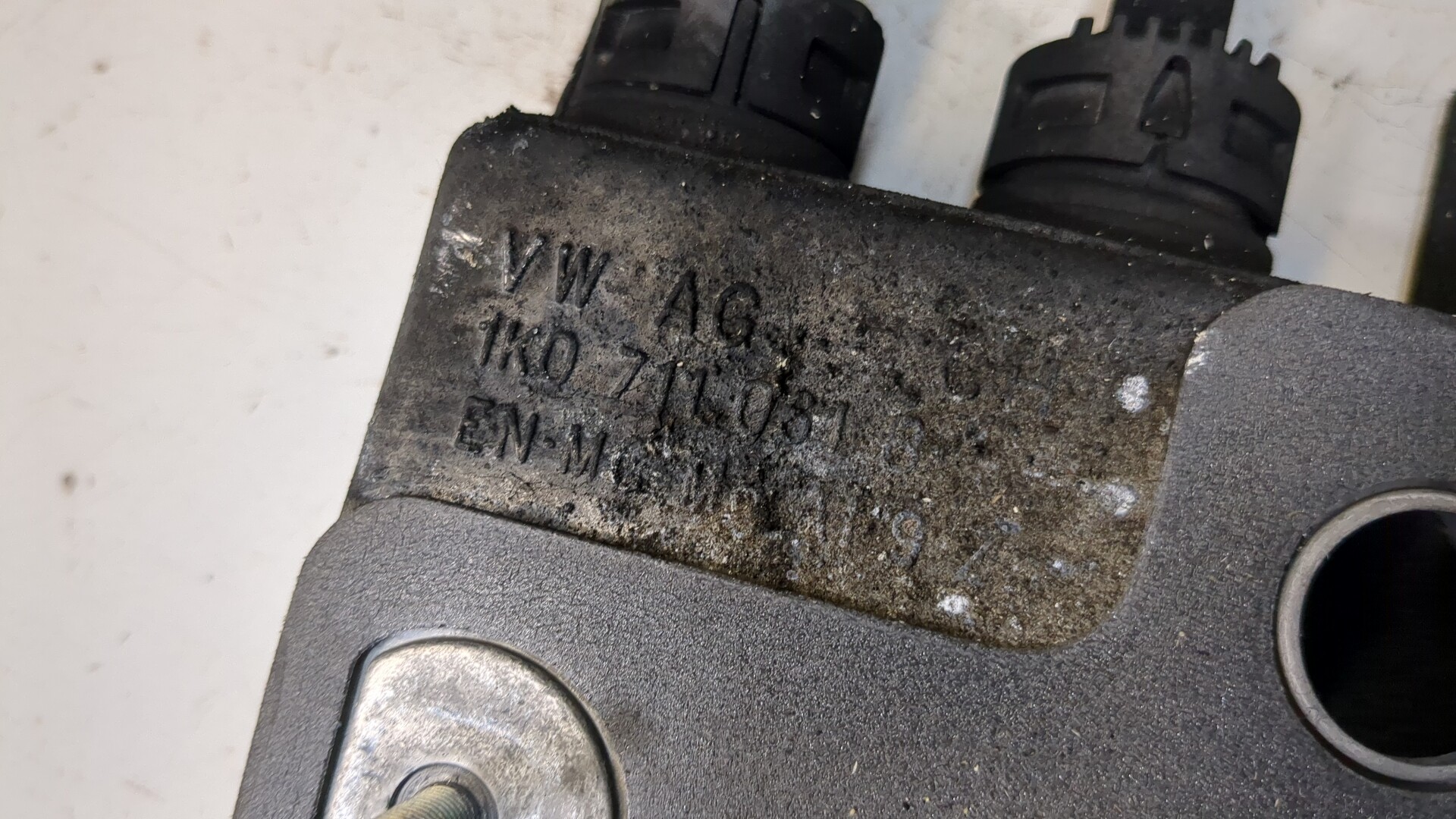 AP-0015729888 AP-0015729888