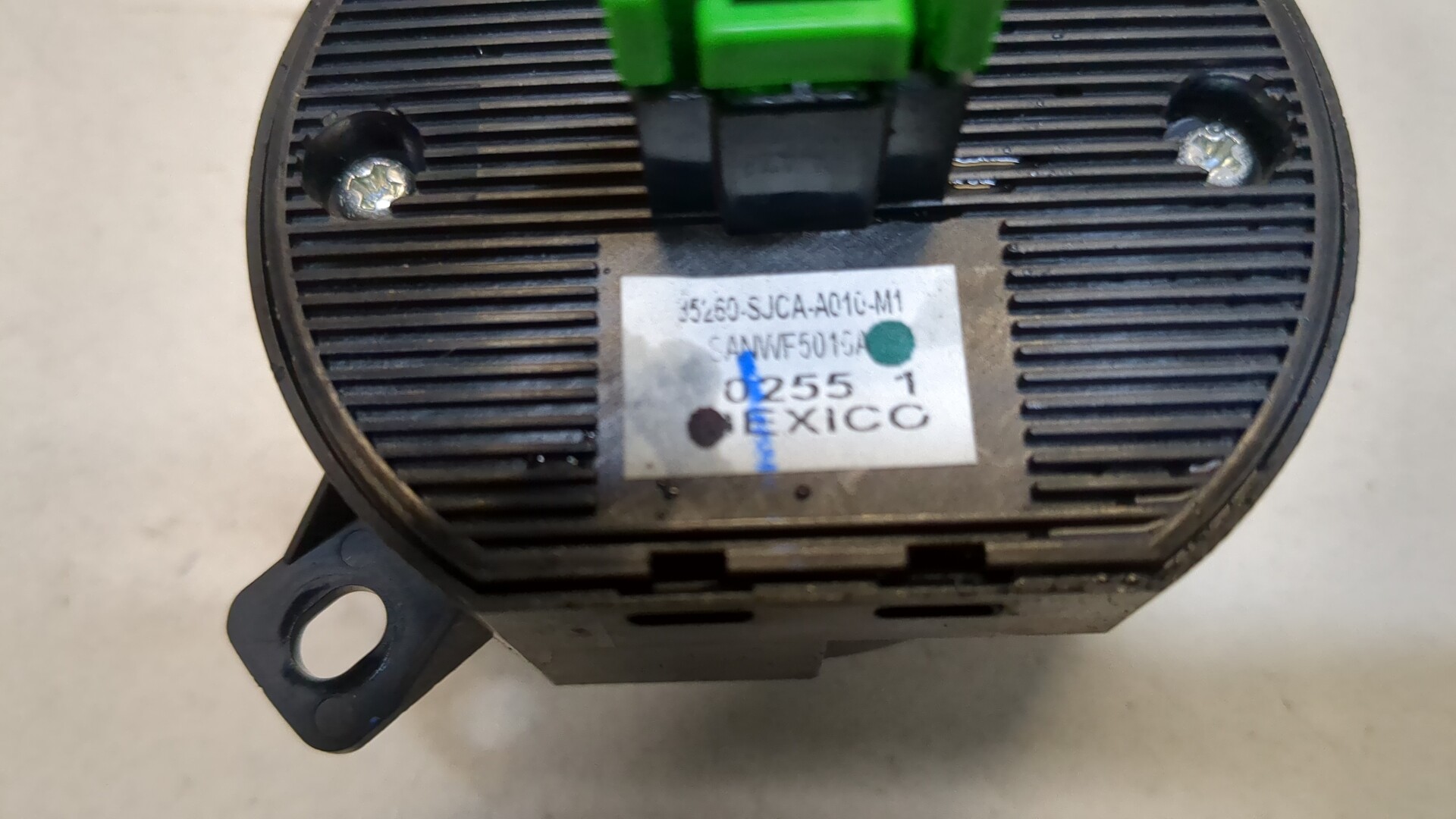 Переключатель света фар