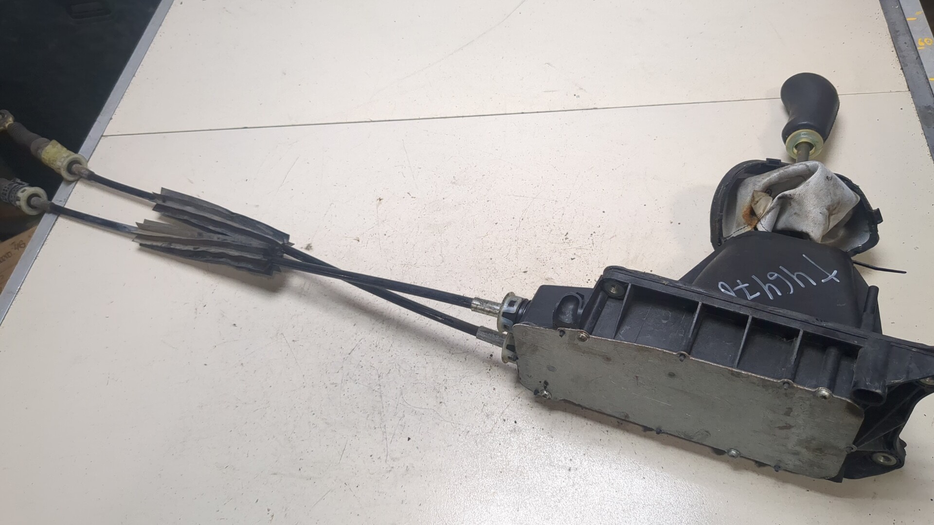 Кулиса МКПП / АКПП