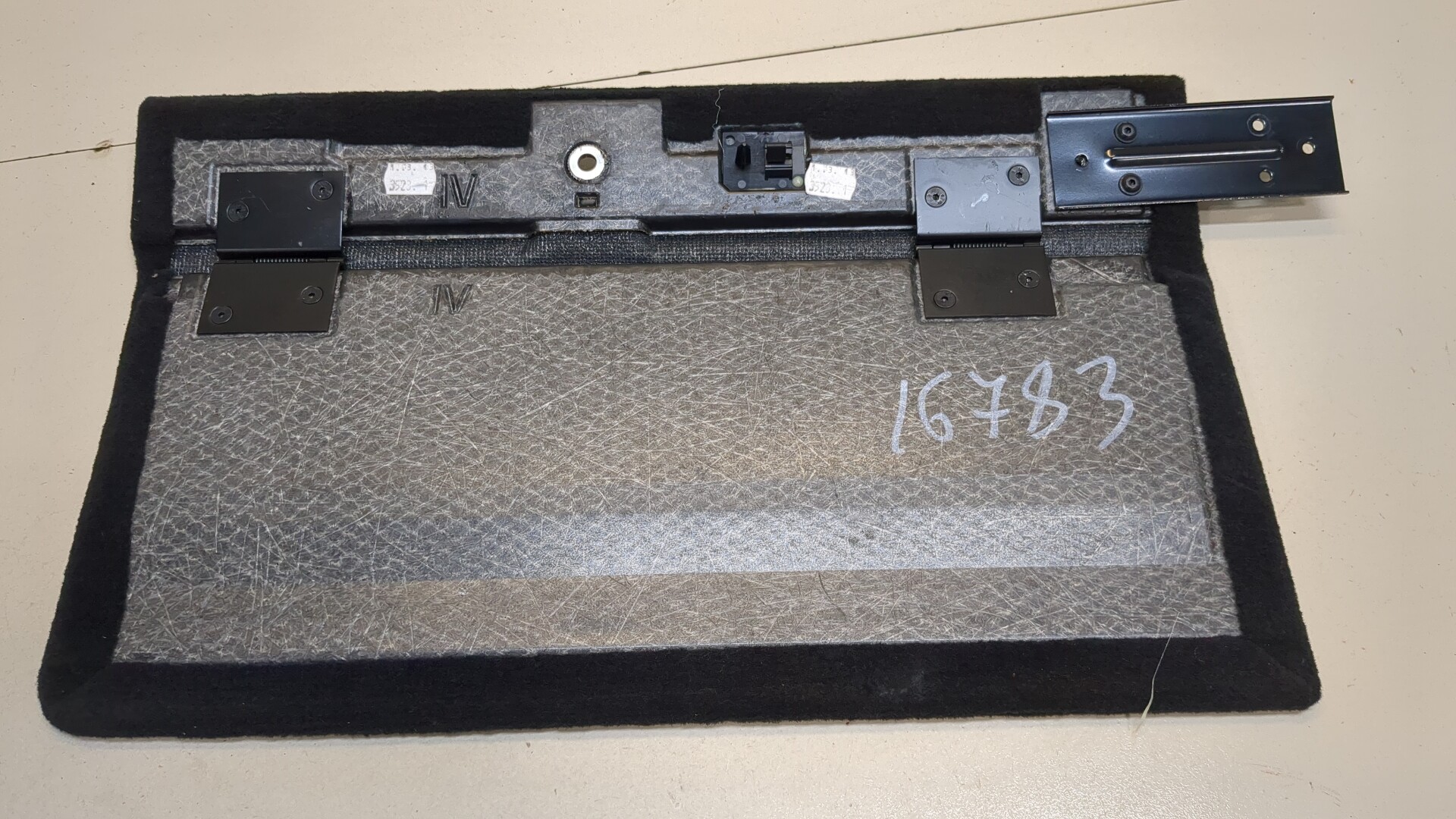 Коврик бардачка