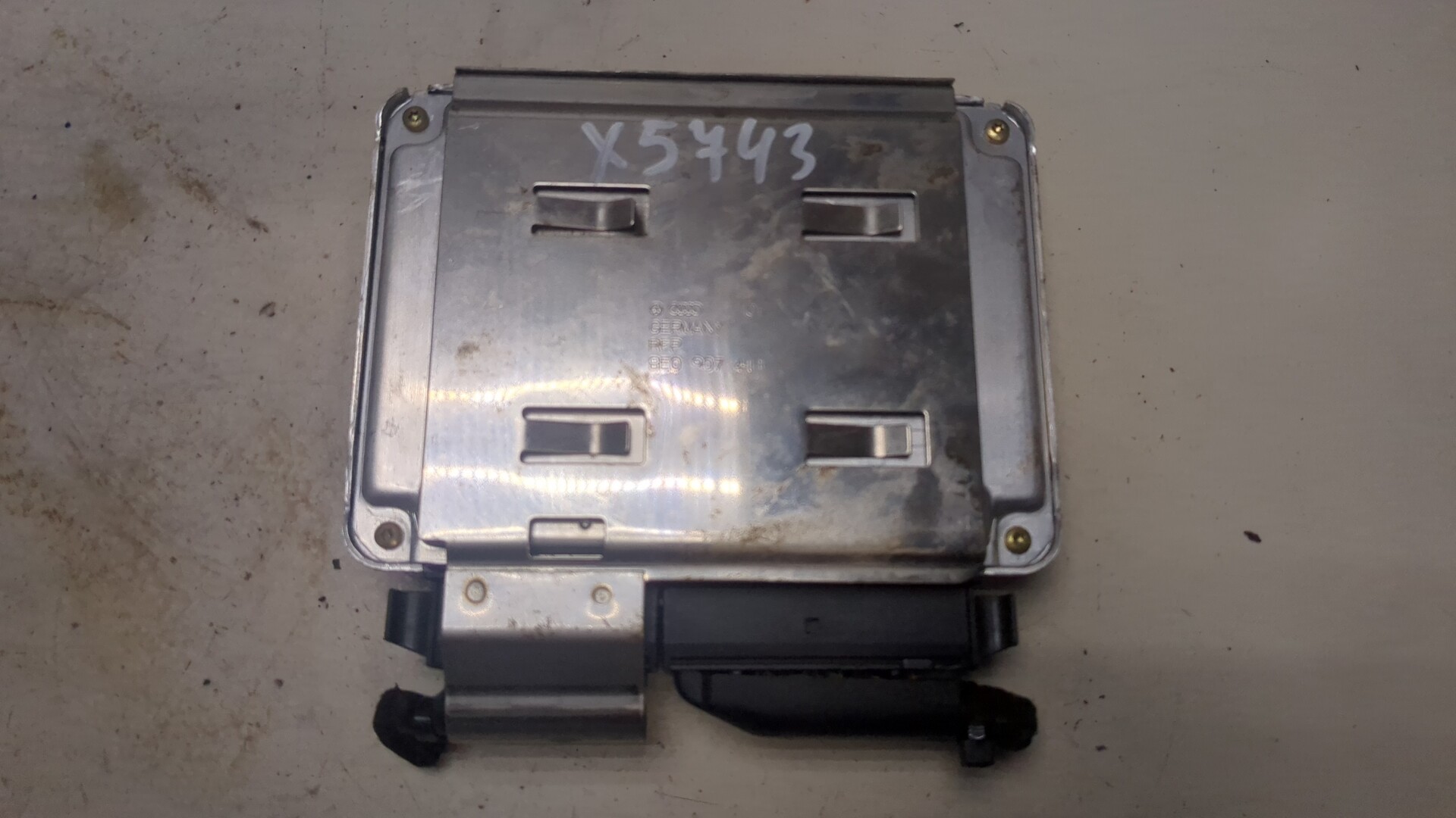 Блок управления двигателем