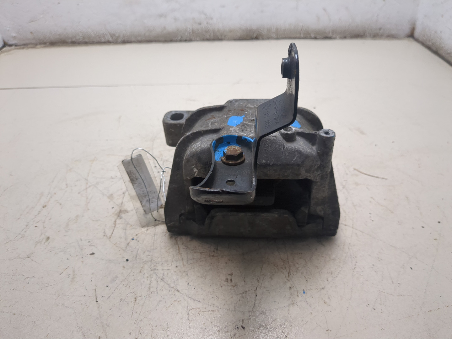 Опора двигателя