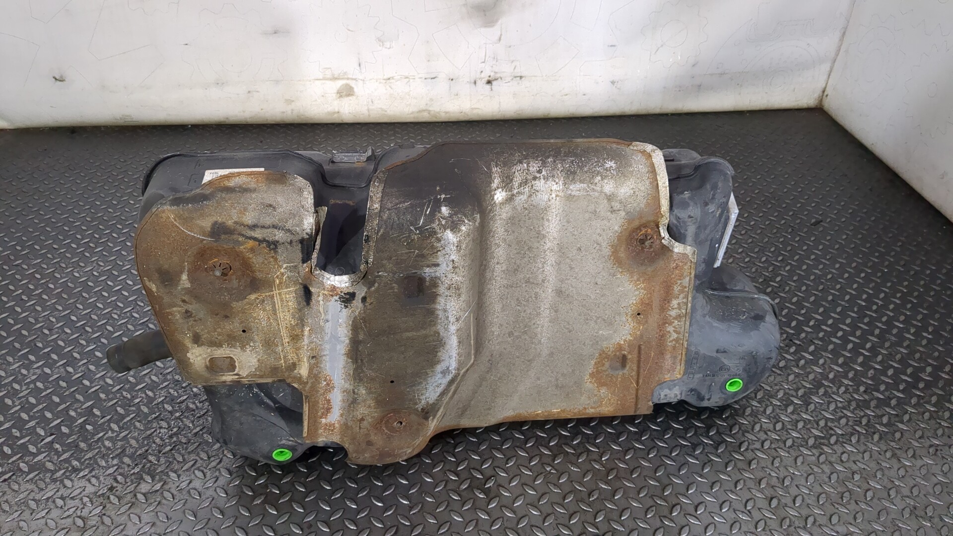 Бак топливный