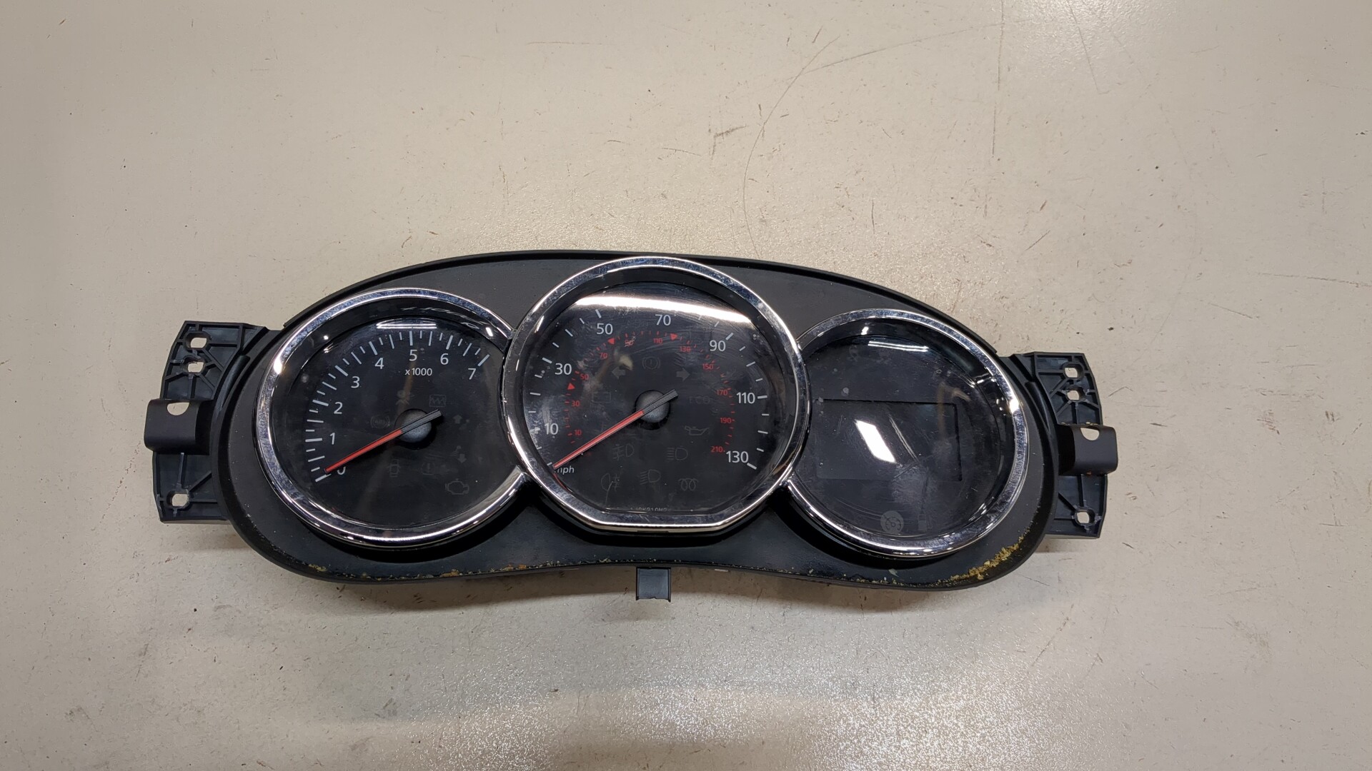 Панель приборов