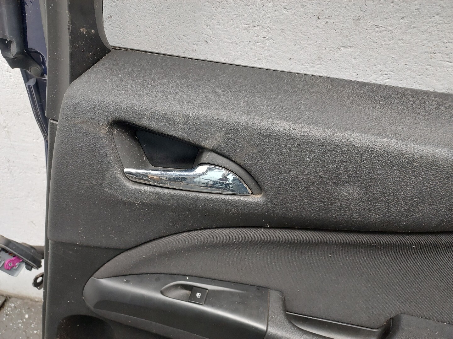 Дверь задняя правая