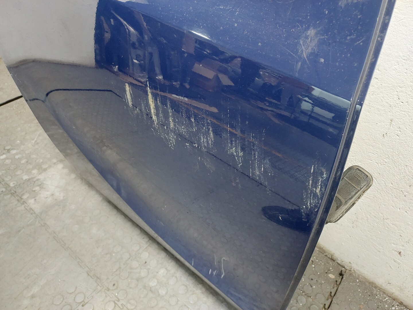 Дверь задняя правая