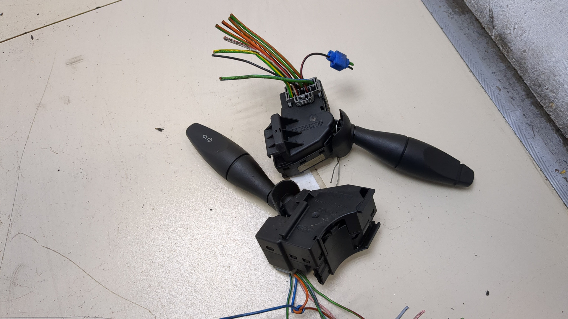 Переключатель подрулевой