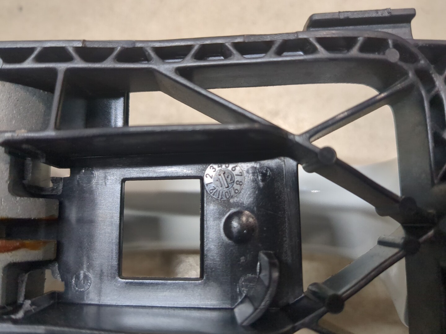 Ручка двери наружная