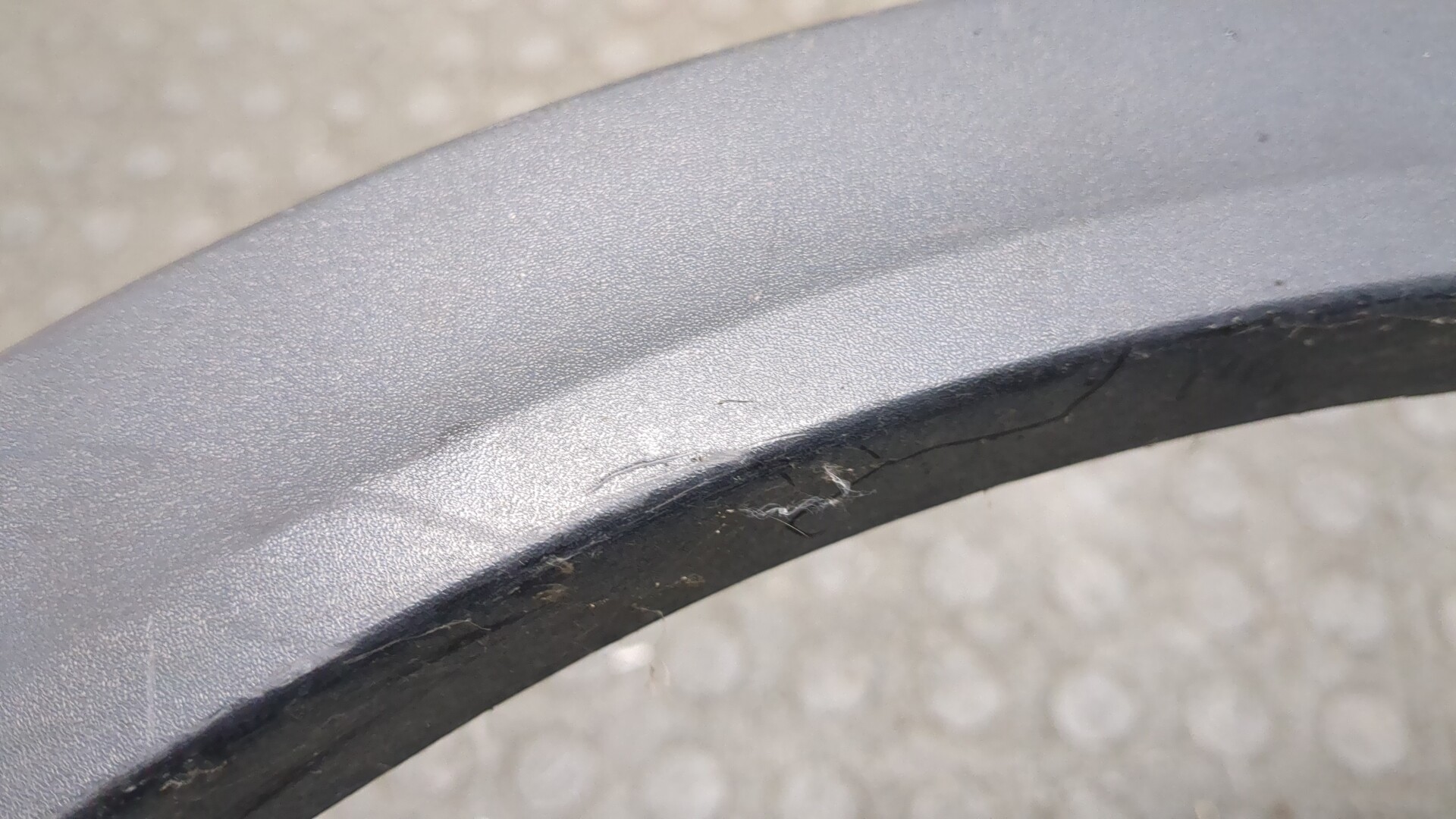 Накладка заднего крыла левого