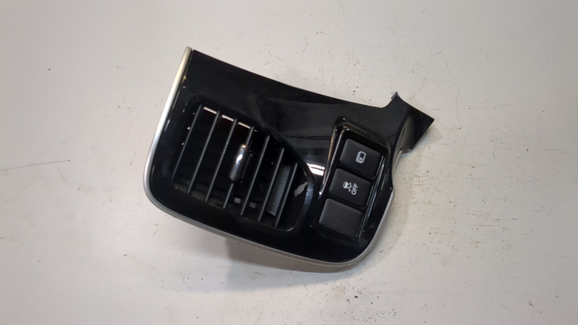 Дефлектор воздушный