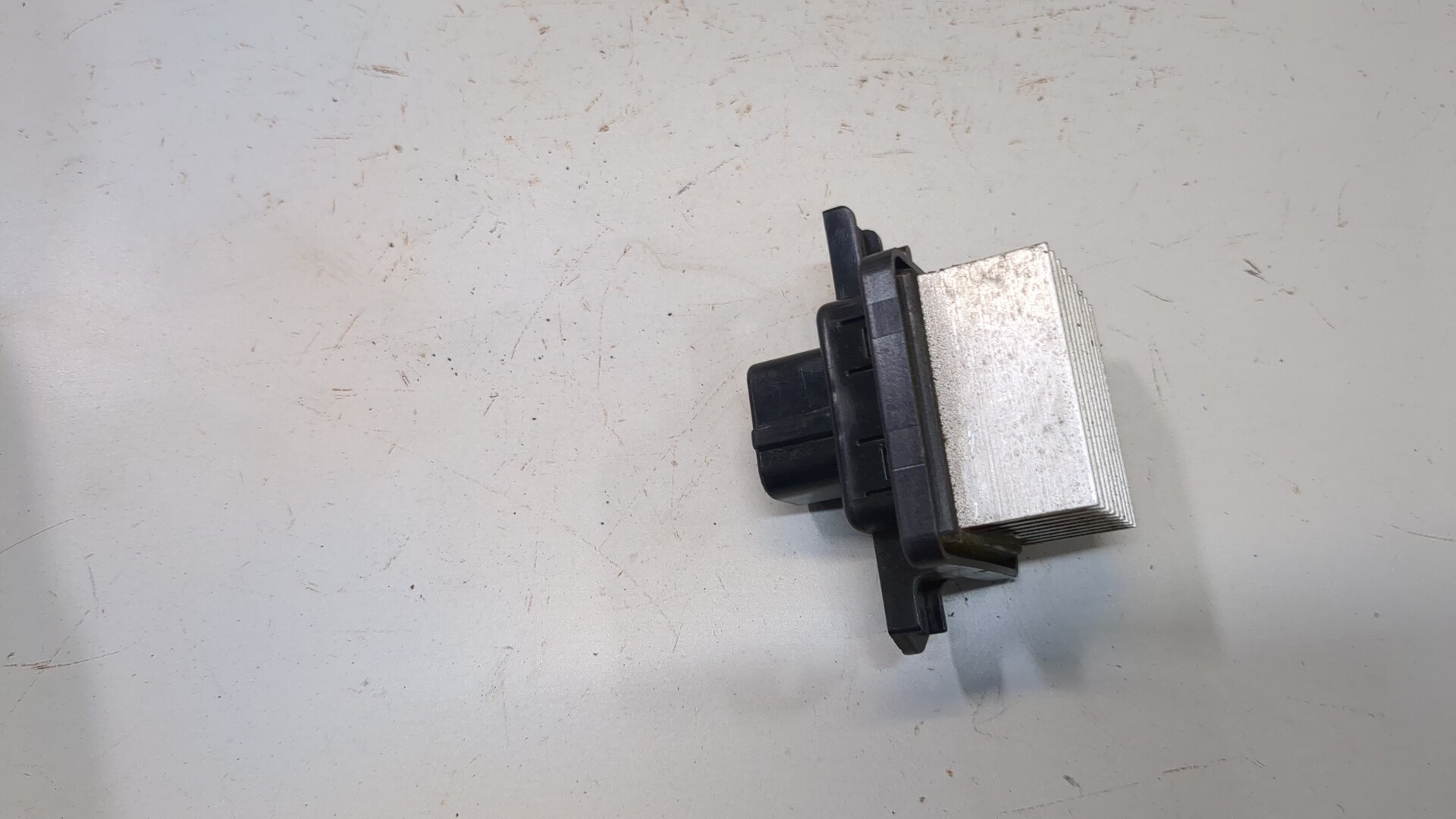 Резистор отопителя