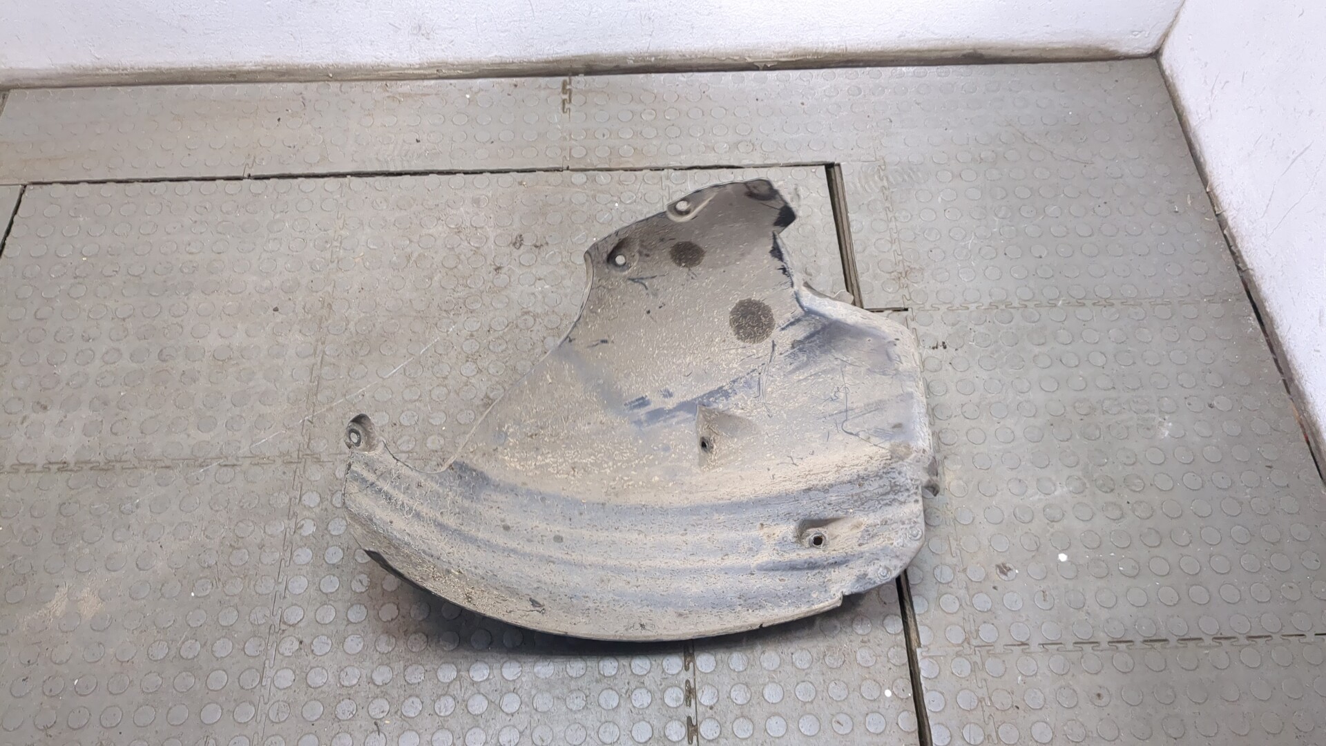 Локер передний правый