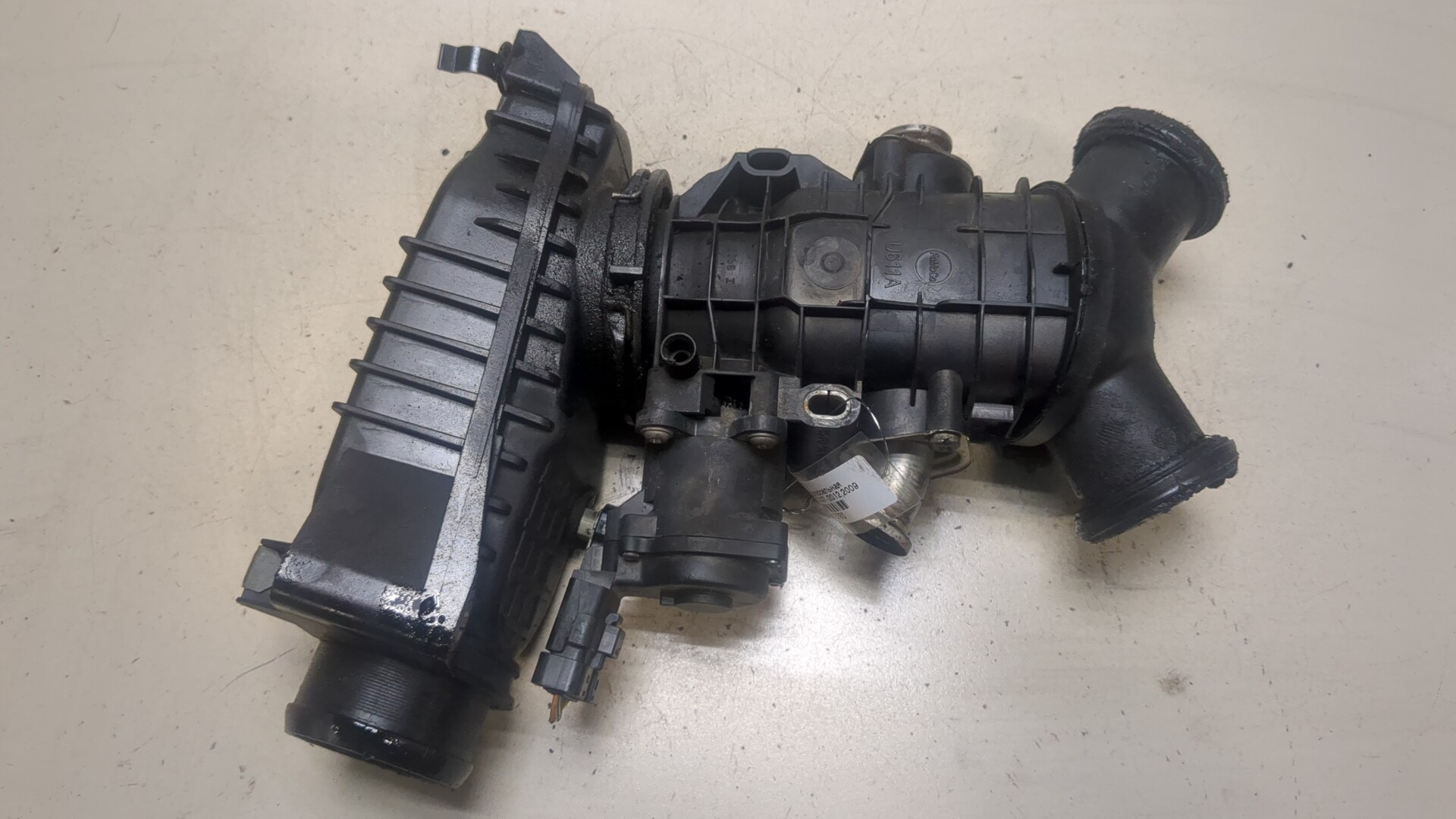 Заслонка дроссельная электрическая