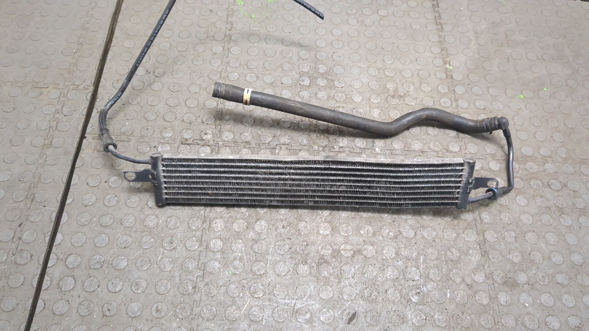 Радиатор охлаждения топлива