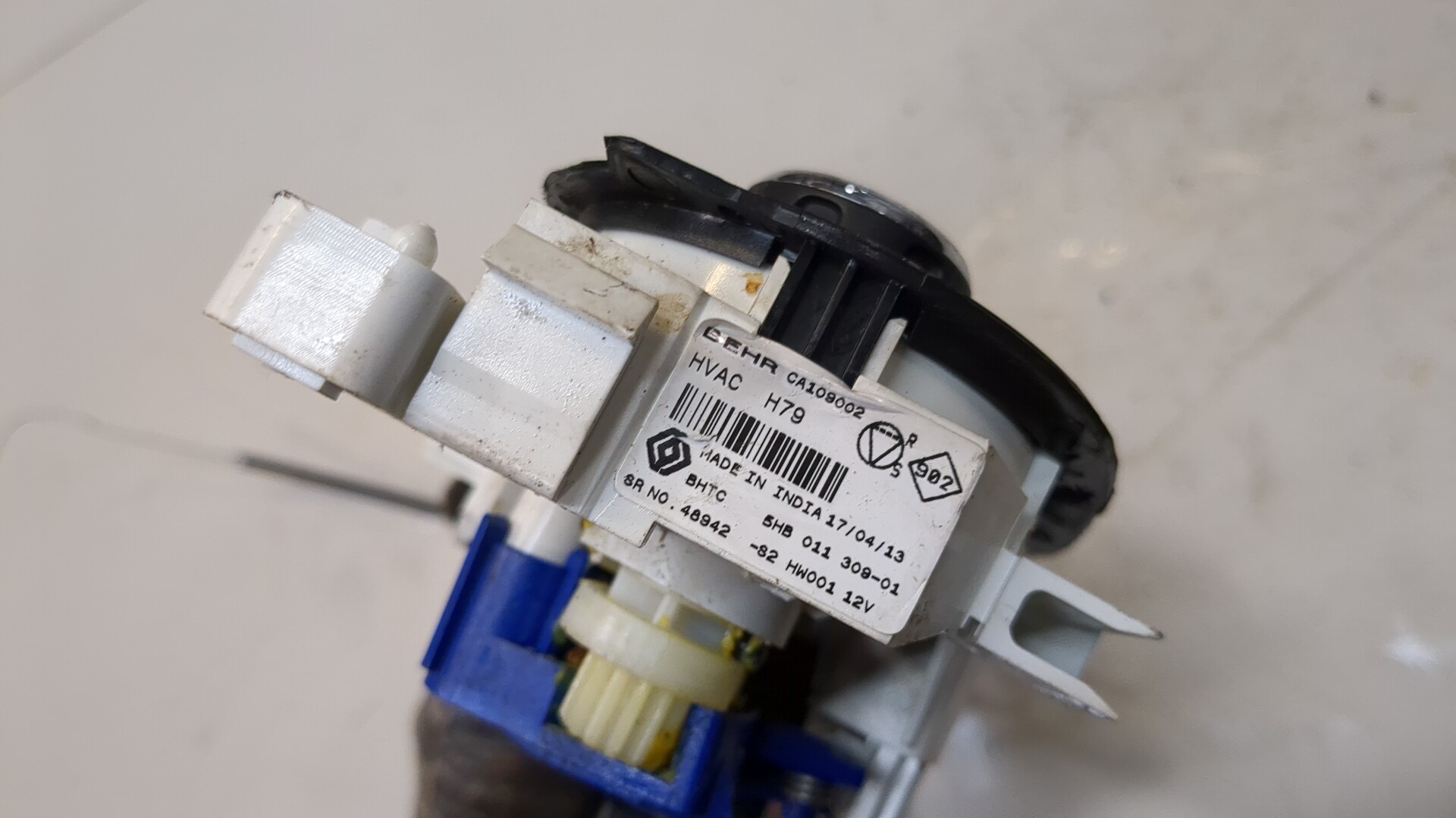 Переключатель отопителя