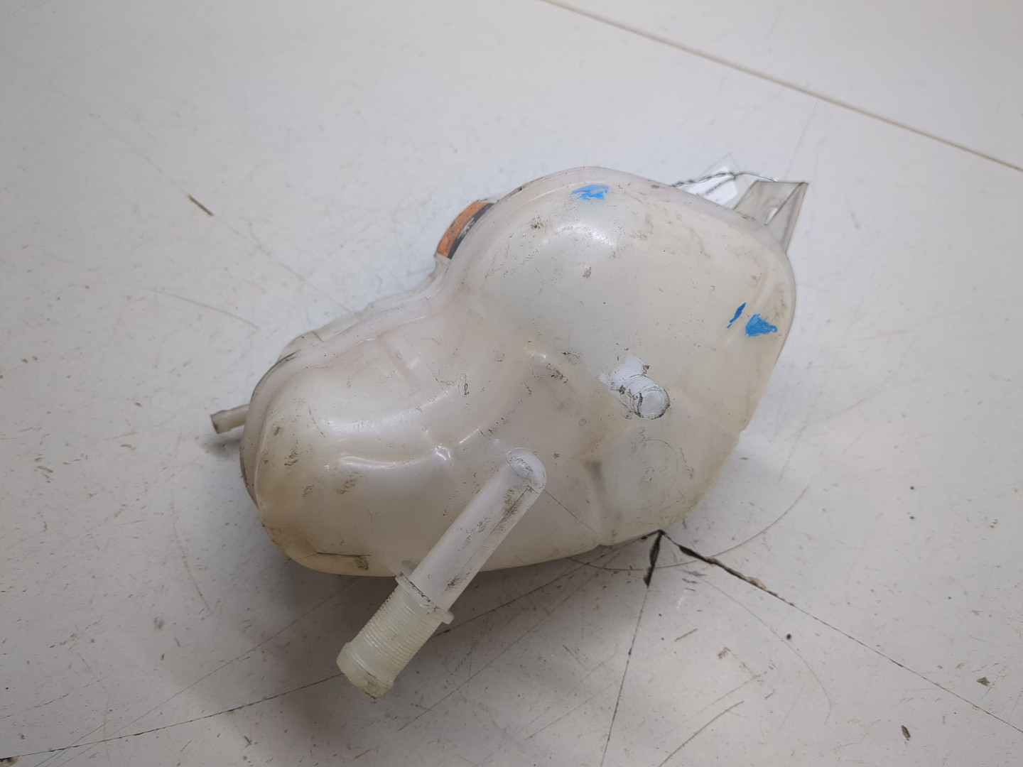 Бачок расширительный