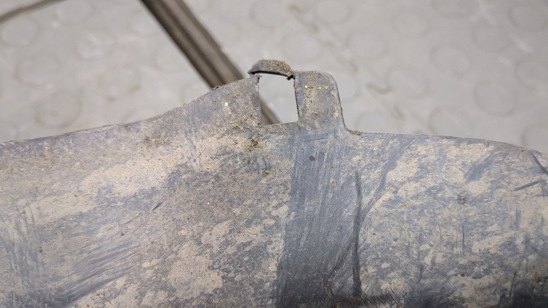 Локер передний правый