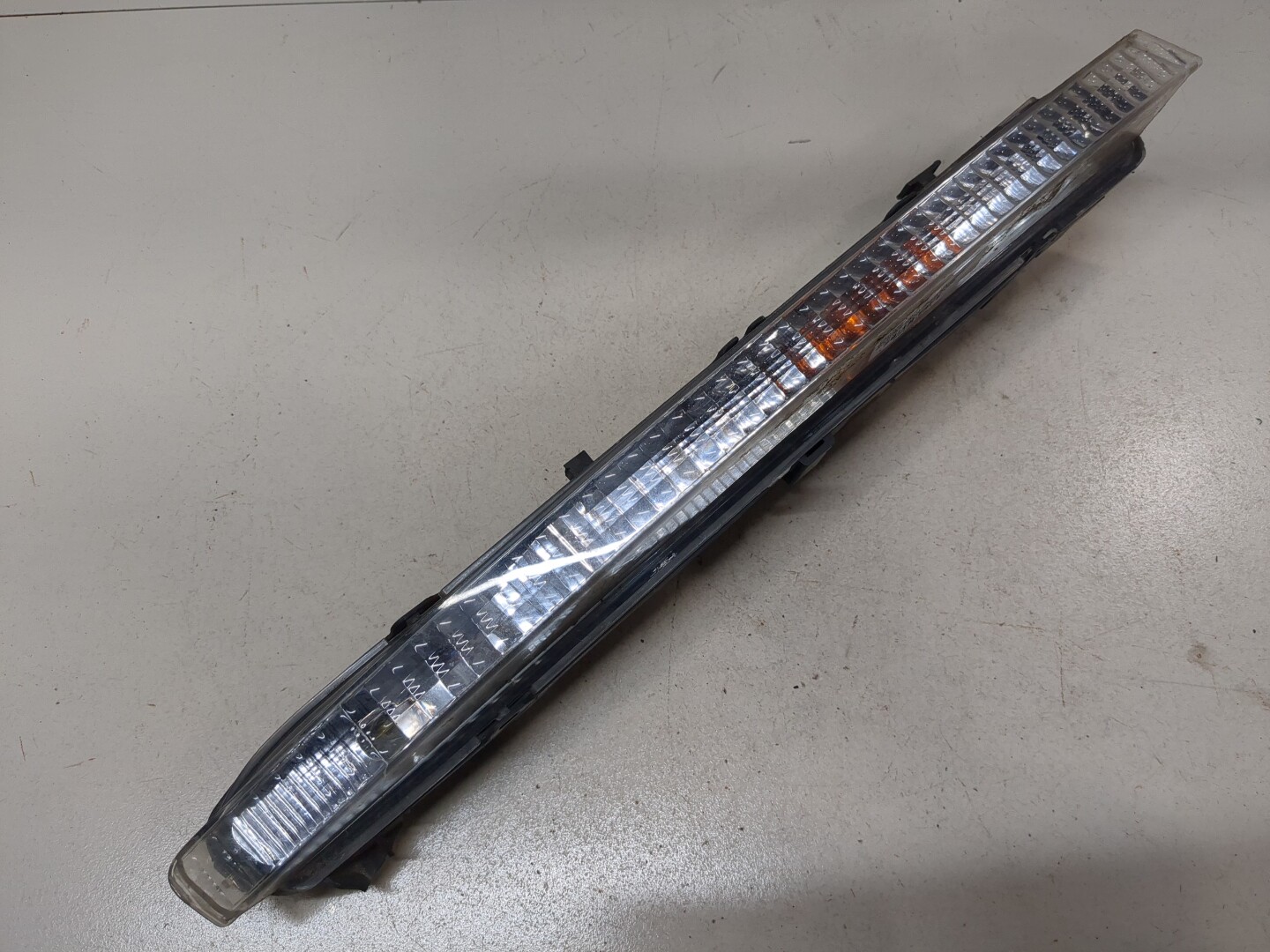 Повторитель на крыло правый