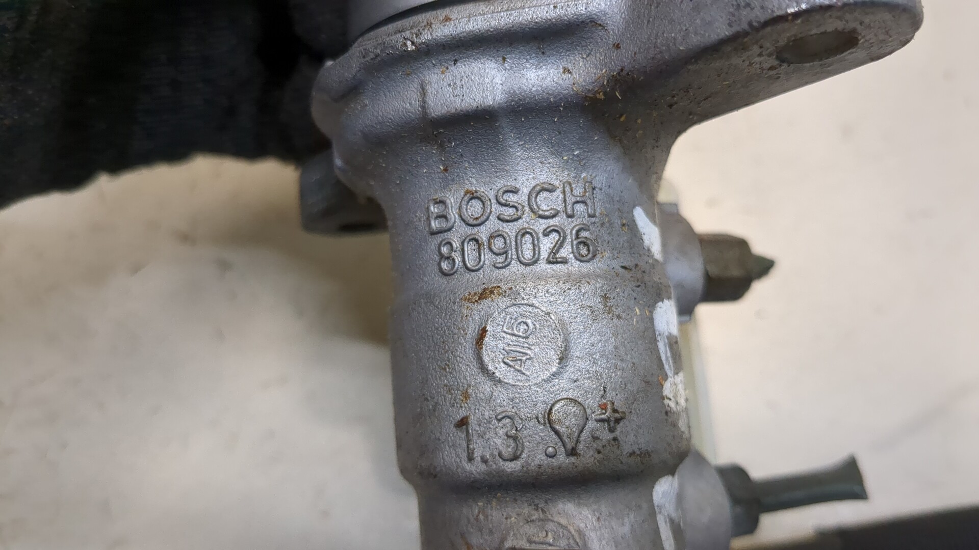 Цилиндр тормозной главный