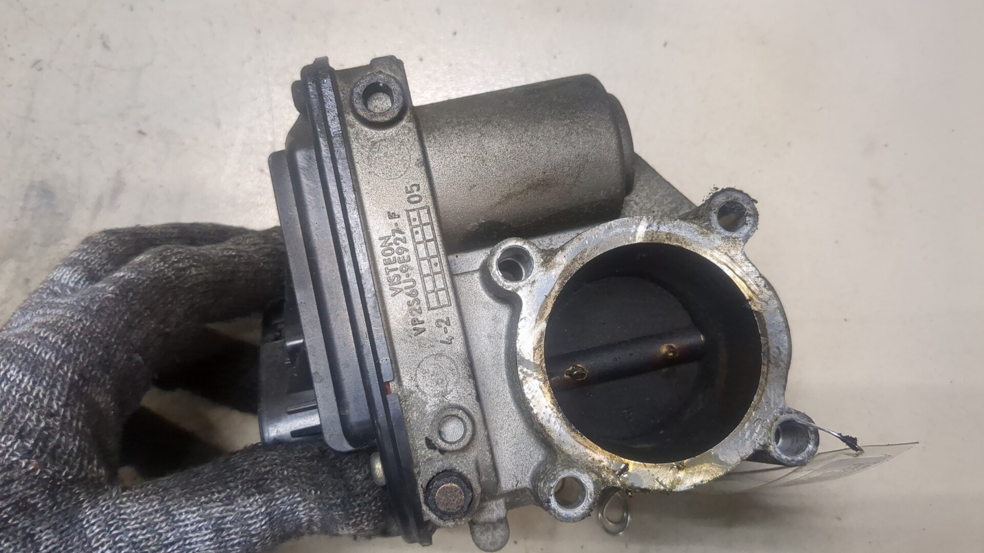 Заслонка дроссельная электрическая