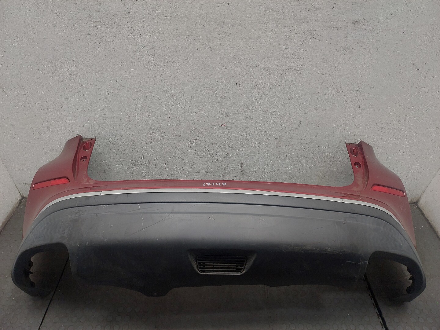 Бампер задний