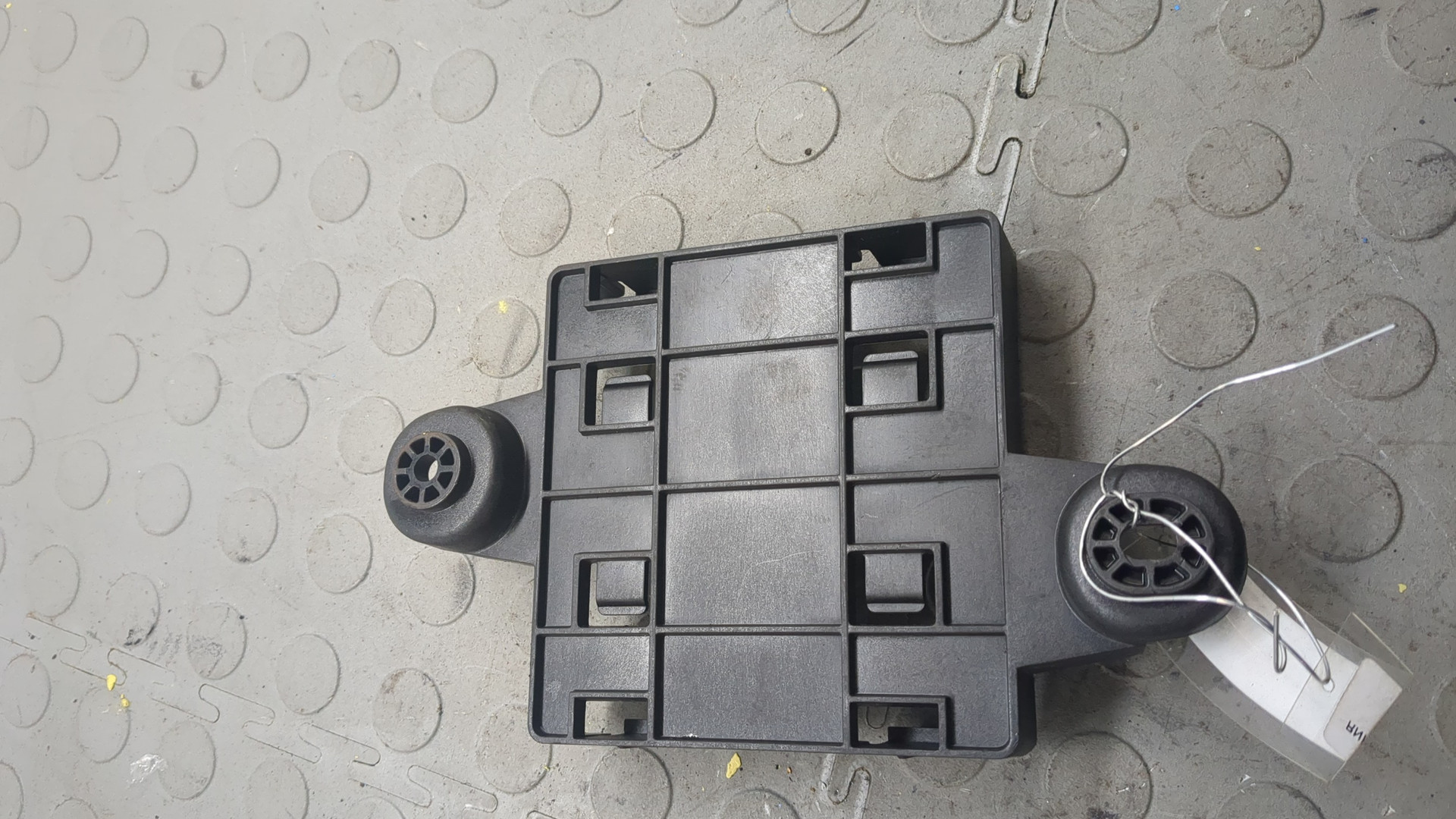 Кронштейн электронного блока управления / контроля