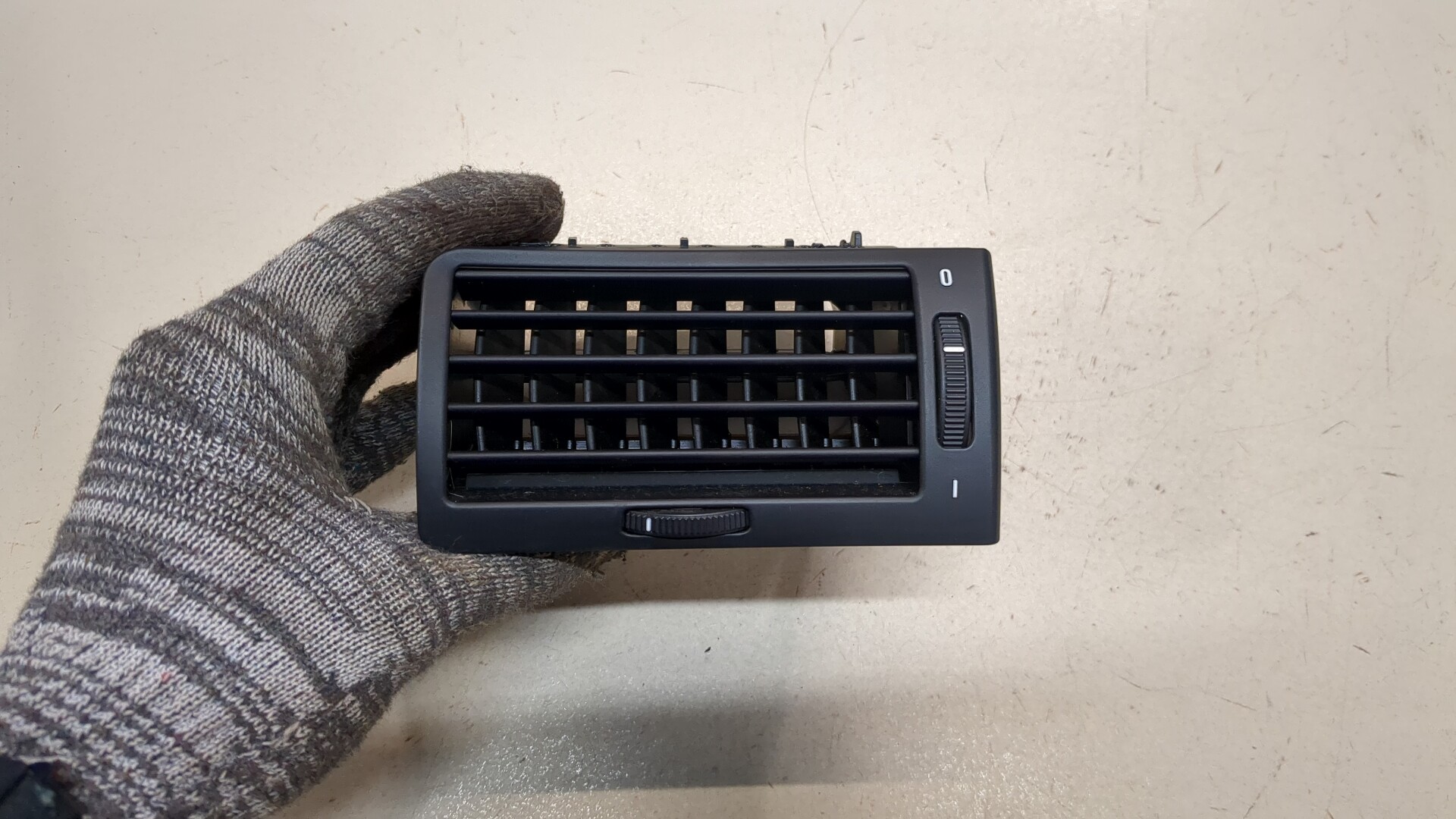 Дефлектор воздушный