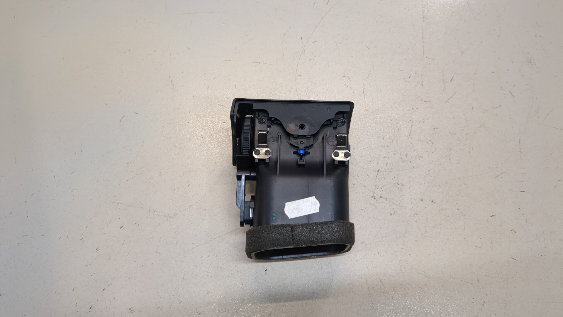 Дефлектор воздушный