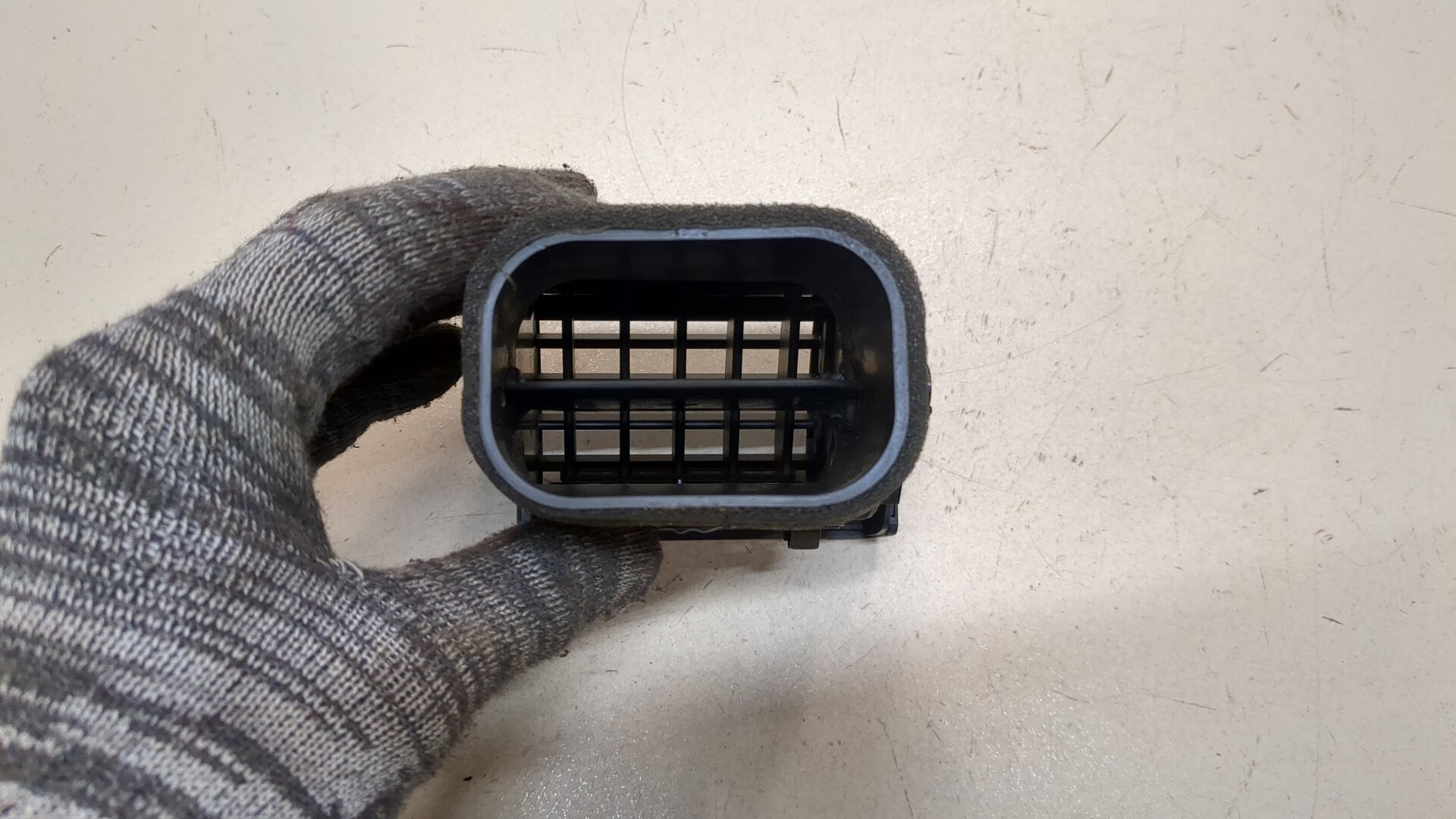 Дефлектор воздушный