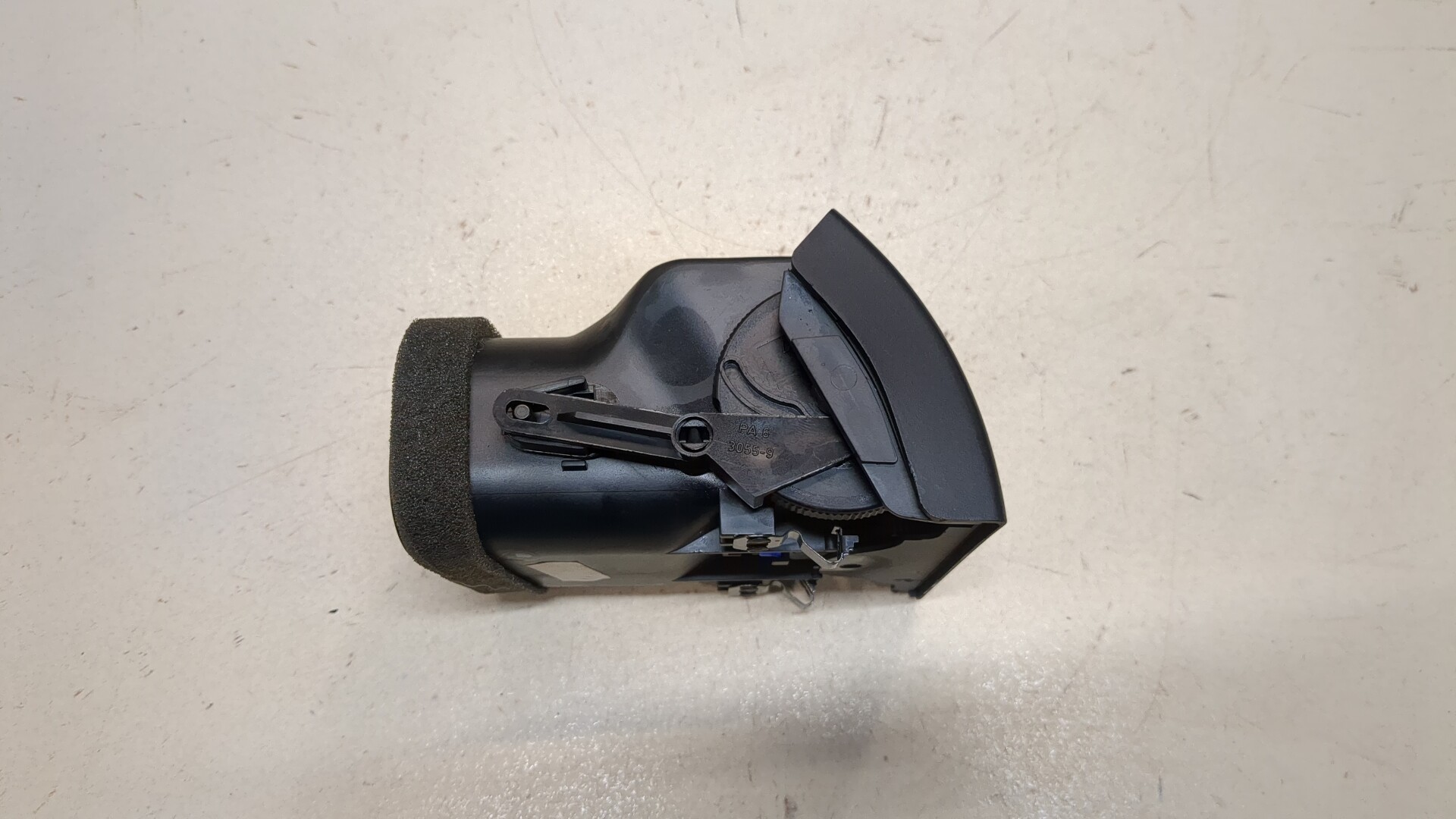 Дефлектор воздушный