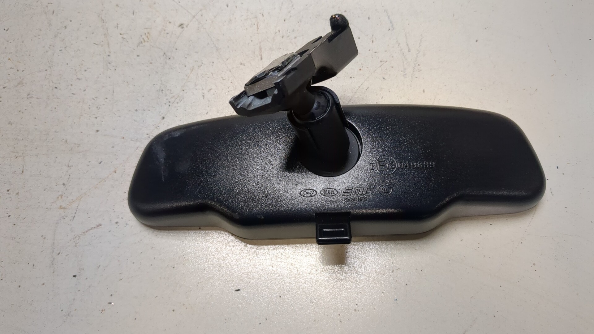 Зеркало заднего вида