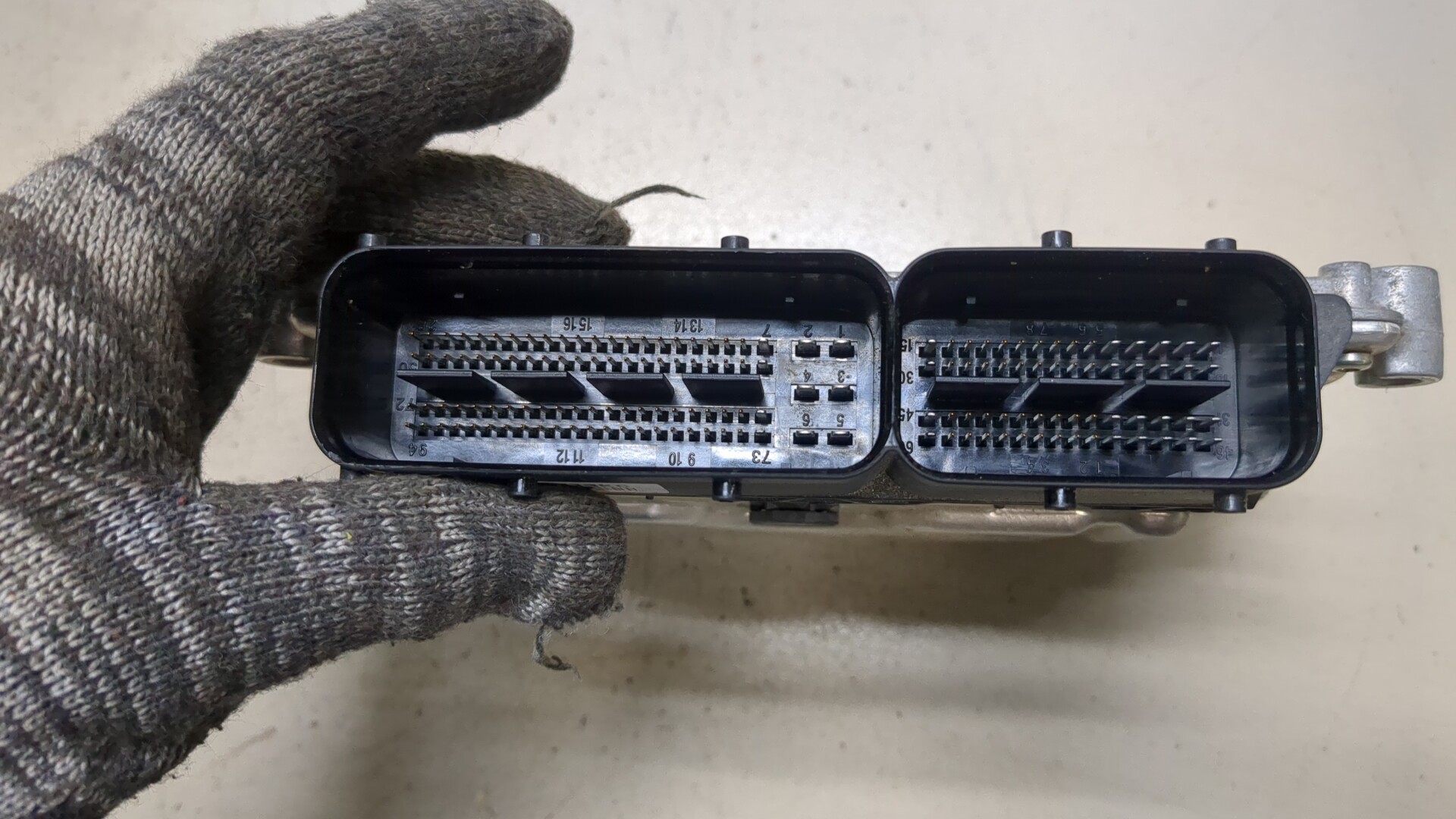 Блок управления двигателем