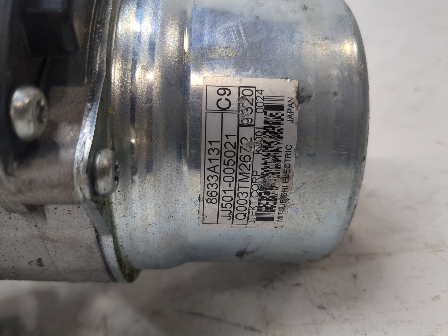 Серводвигатель рулевой рейки