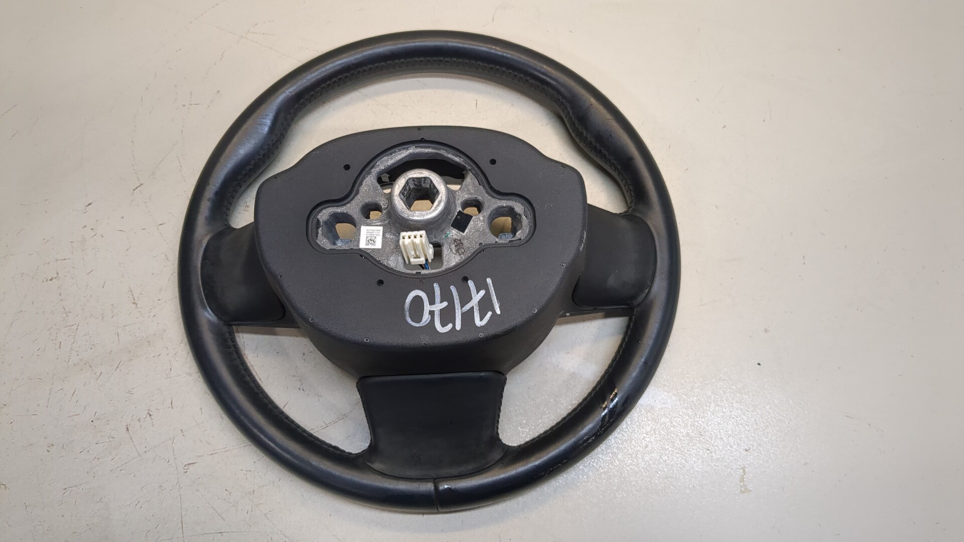 Рулевое колесо (руль)