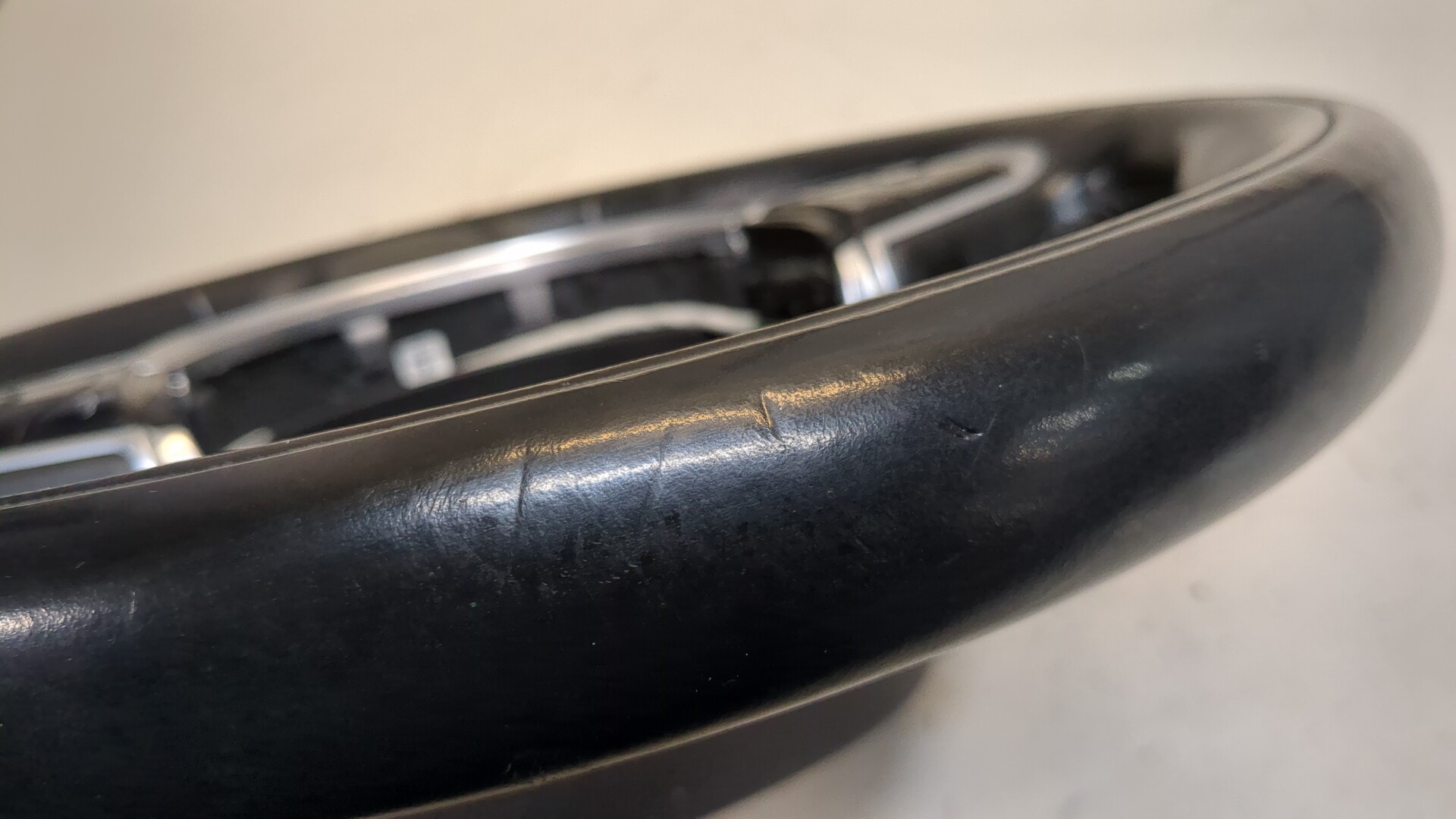 Рулевое колесо (руль)