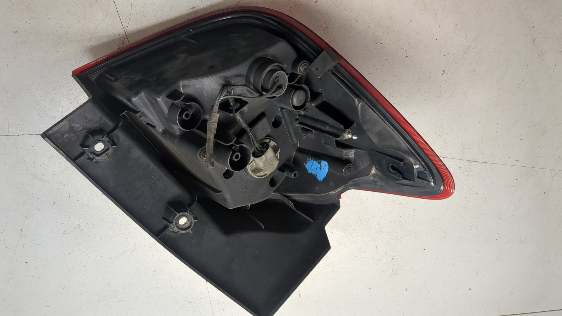 Фонарь задний правый