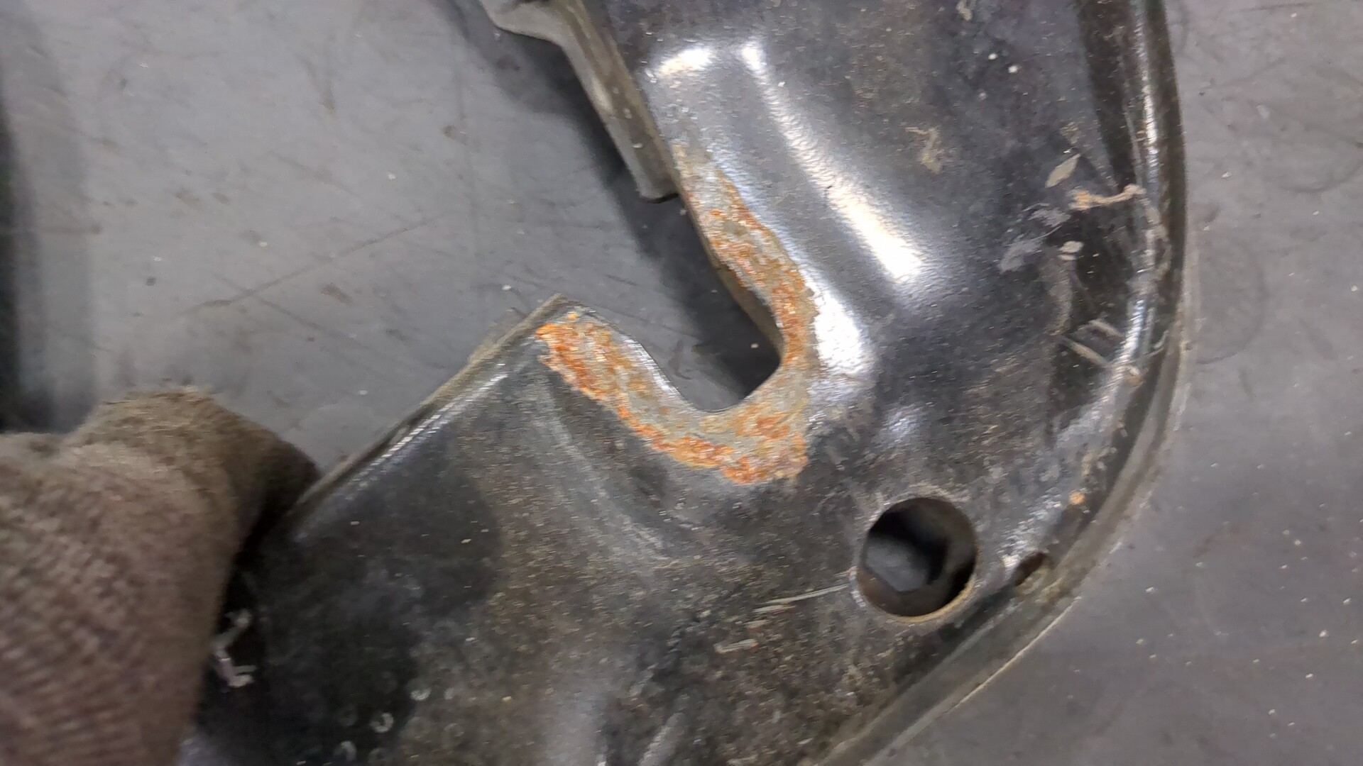 Балка подмоторная