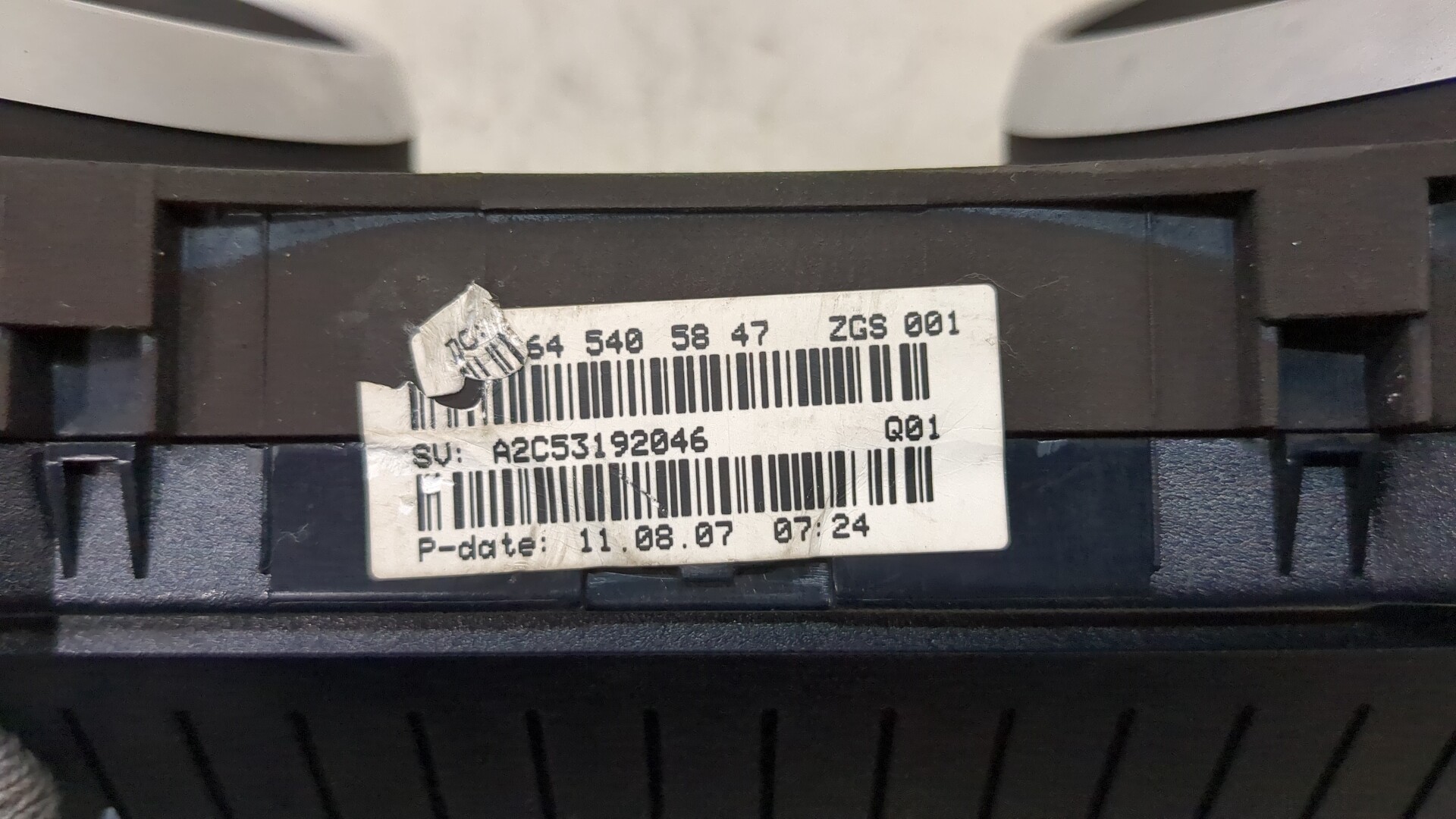 Панель приборов