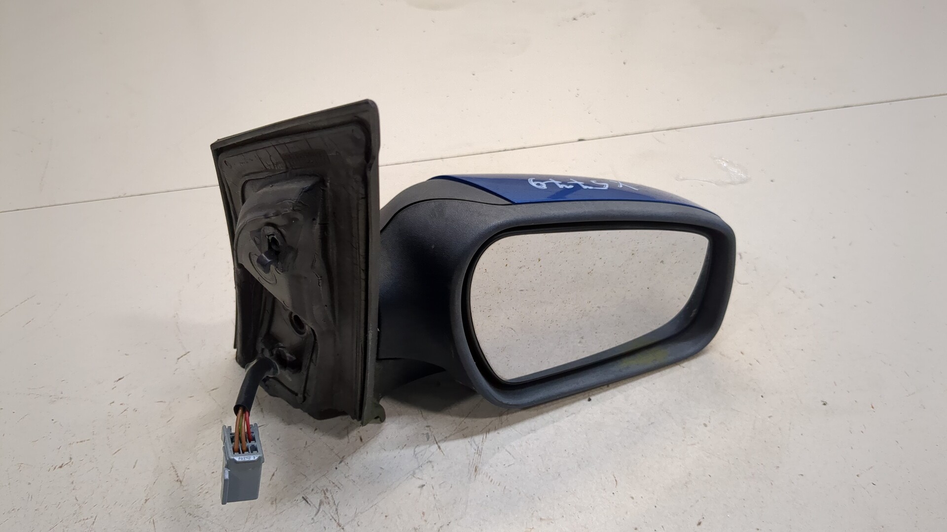 Зеркало правое электрическое