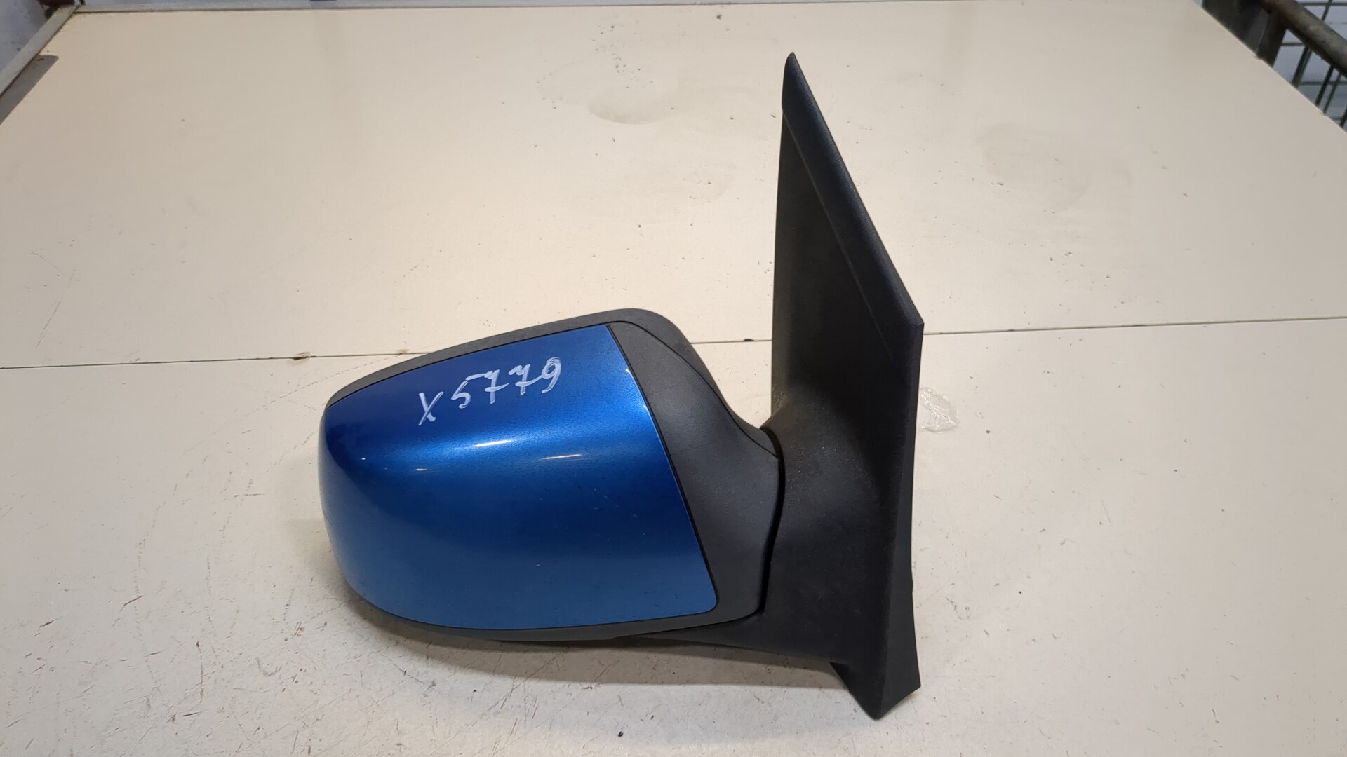 Зеркало правое электрическое