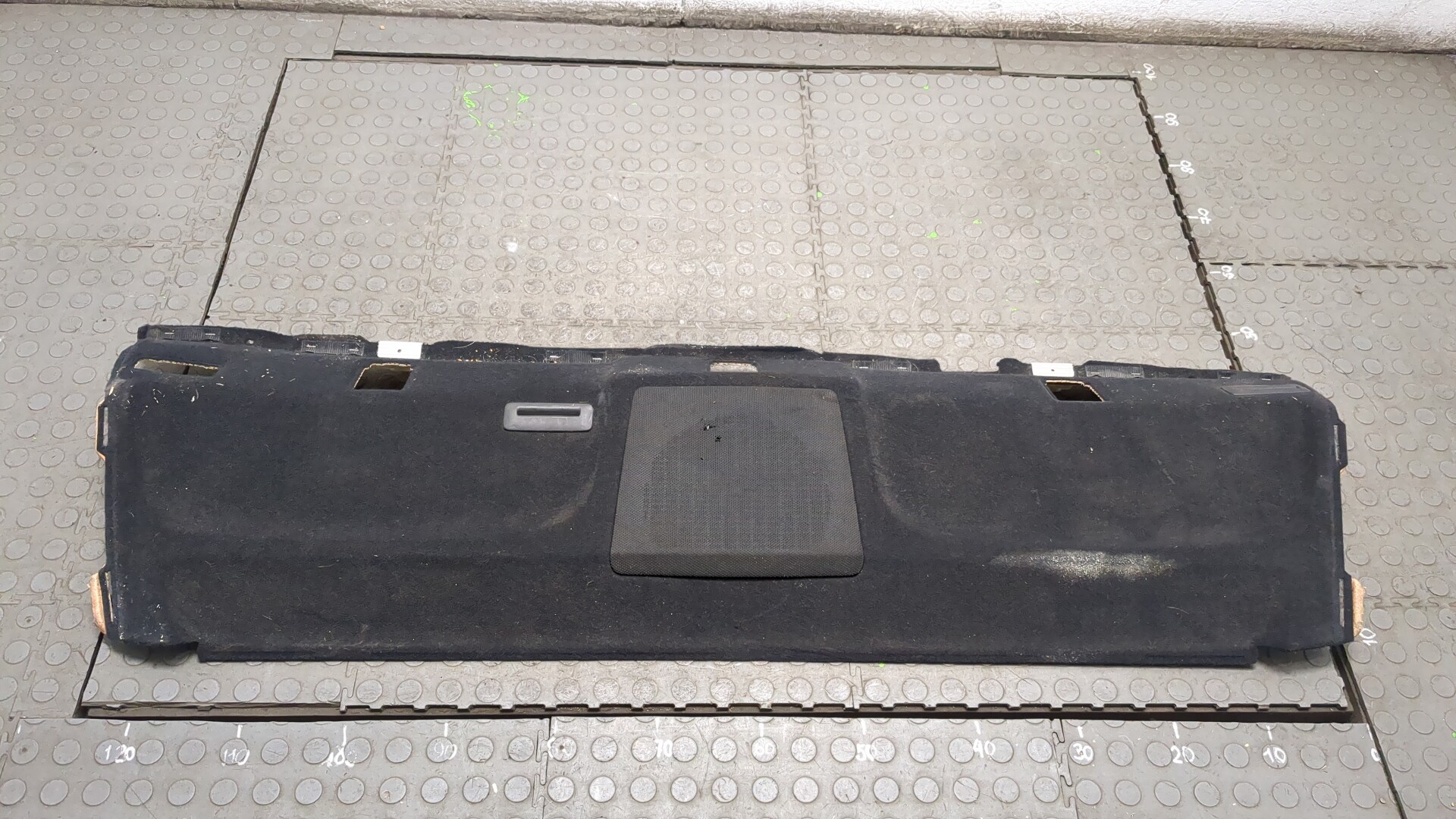 Обшивка багажника